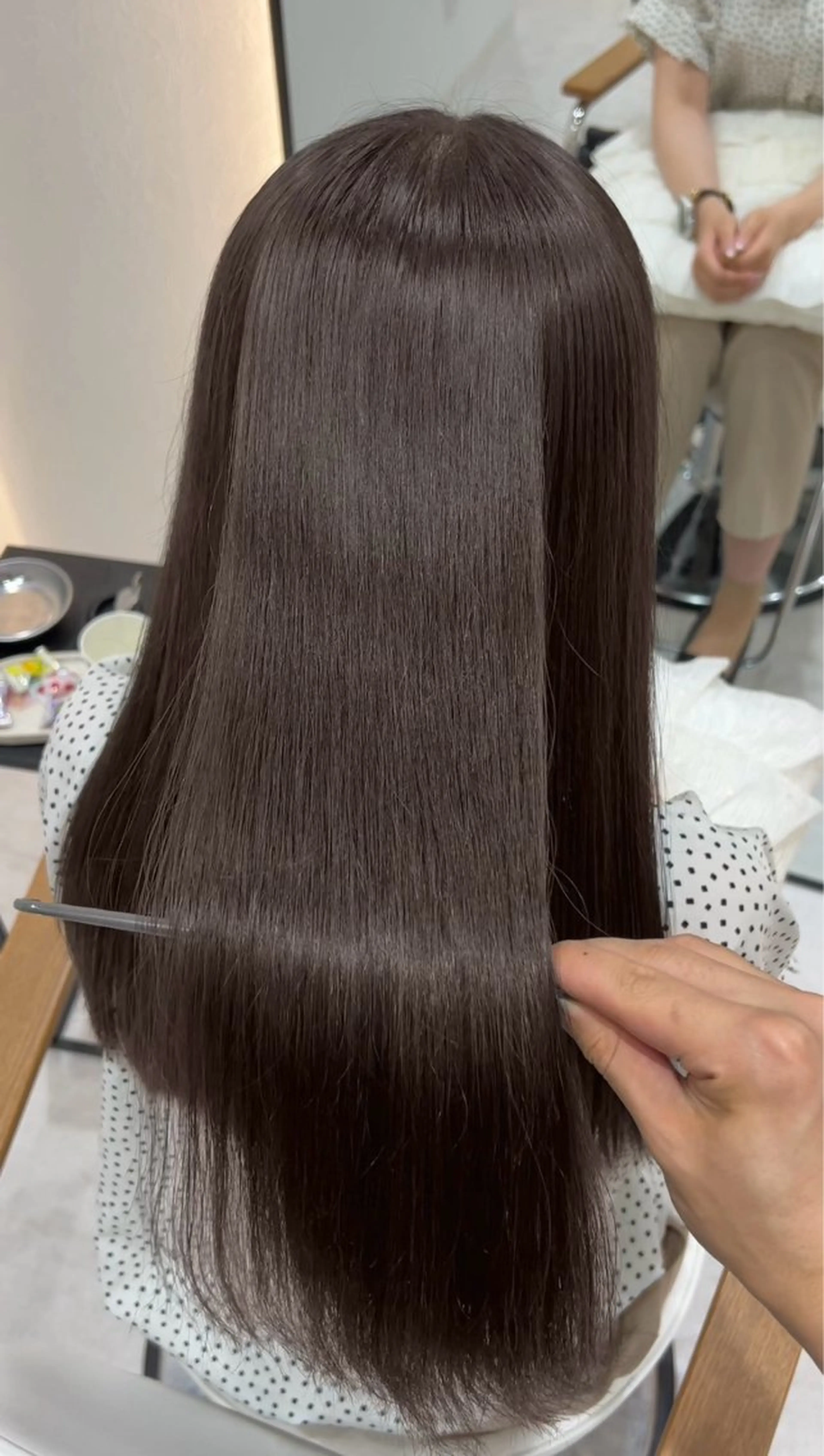 ロング ヘアカラー トリートメント 🩶レイヤー/艶髪/ 顔周り/韓国風/輝士のヘアスタイル