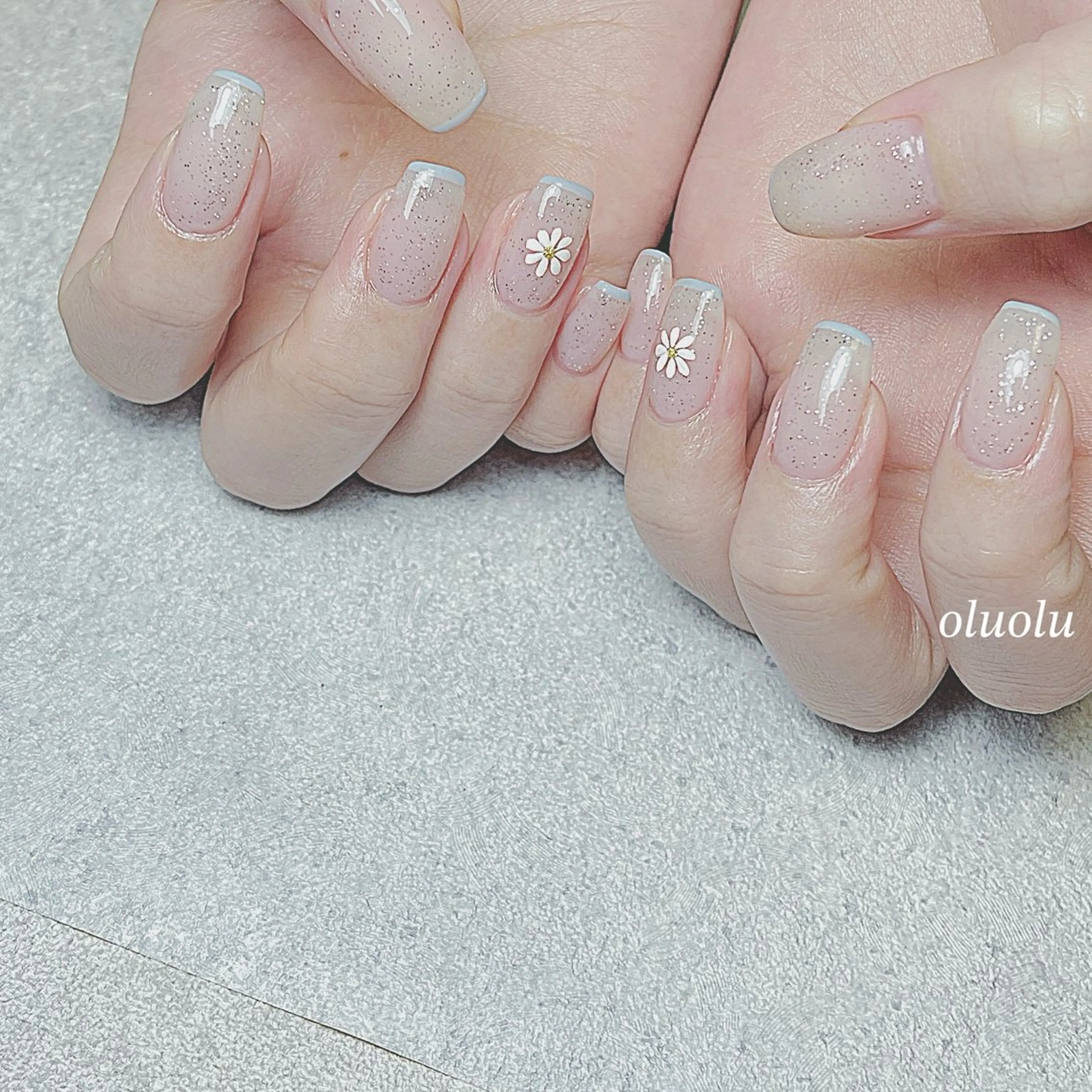 ネイル アートネイル フラッシュネイル フラワーネイル ガーリー ハンドネイル 大村 紬華のネイルデザイン
