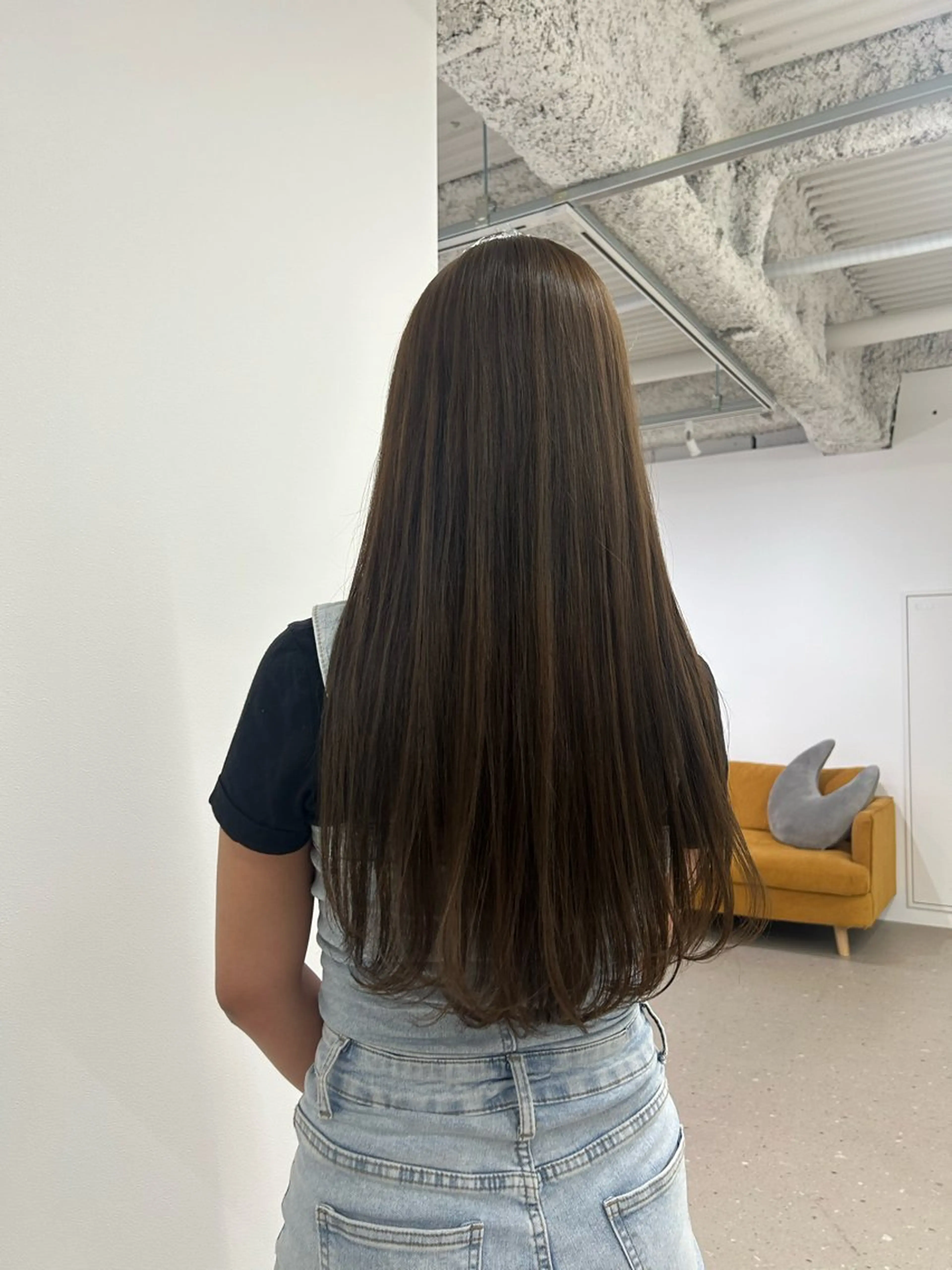 ロング ヘアカラー 小西 瑞穂のヘアスタイル