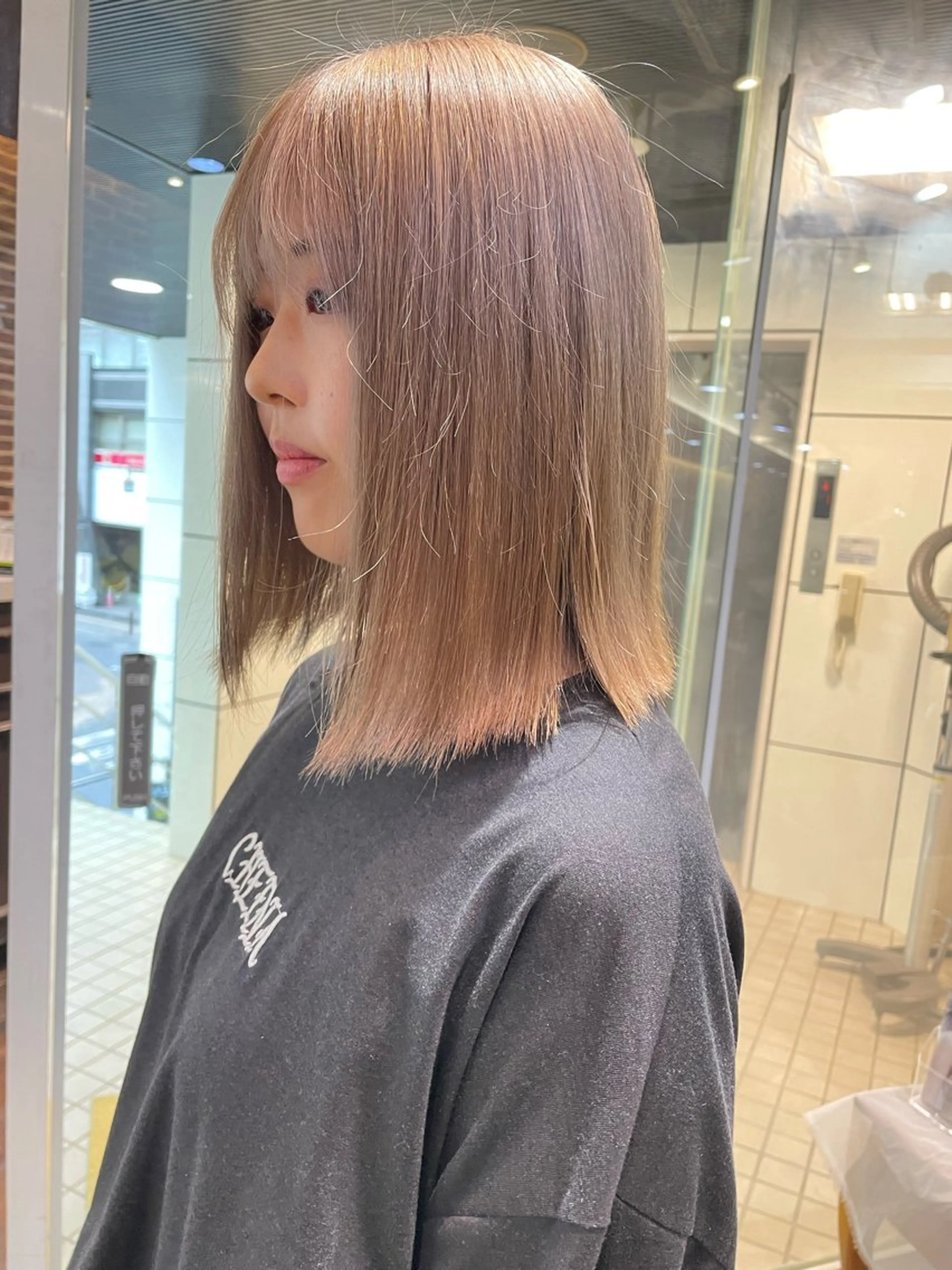 ミディアム カラー ミディアムパーマ ブリーチ ケアブリーチ デザインカラー ダブルカラー designcolo r/似合わせNOKAのヘアスタイル