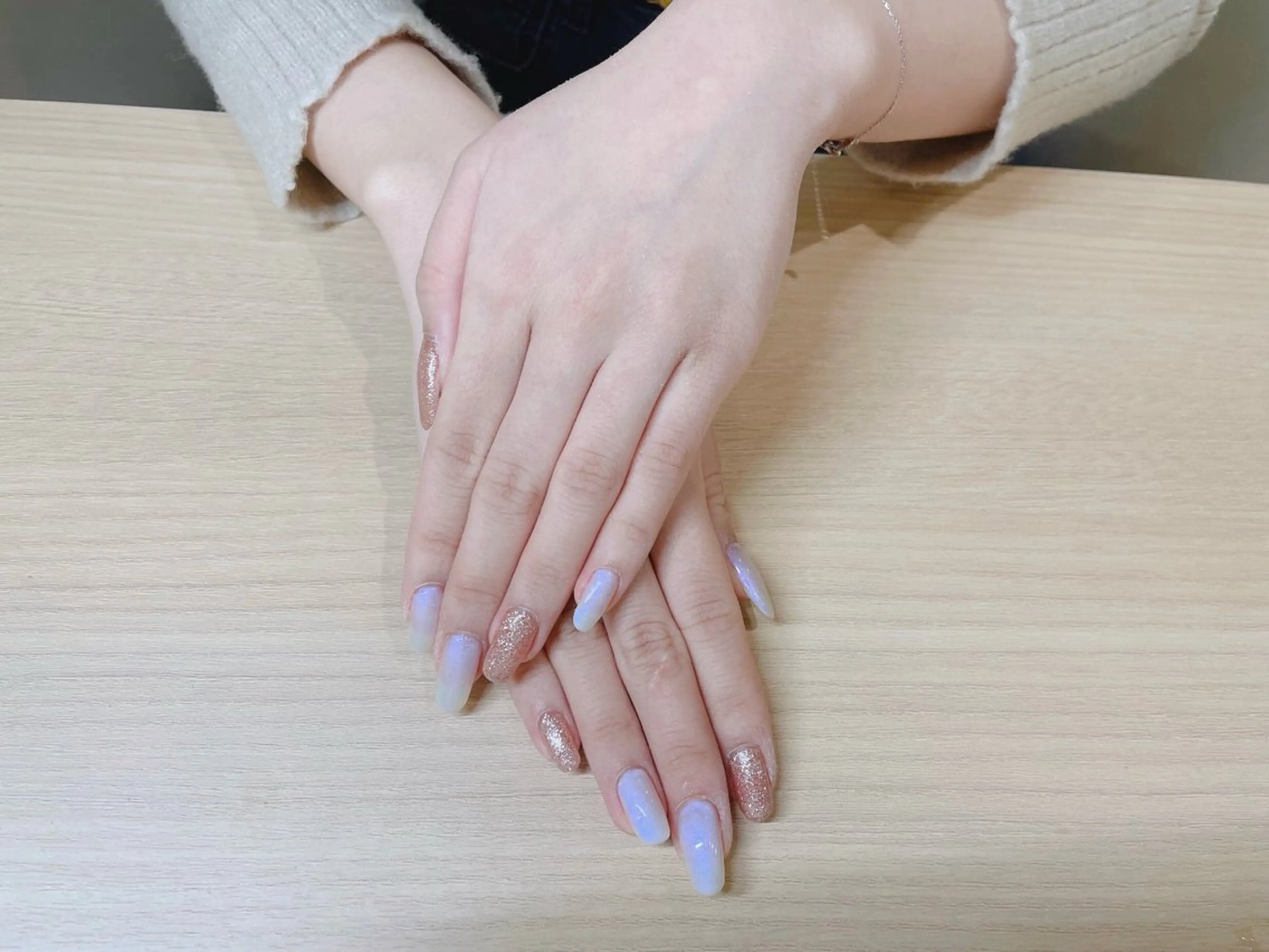 ネイル ブラウン ラメ(グリッター) ピンク 冬ネイル クリスマス DEE mahiroのネイルデザイン