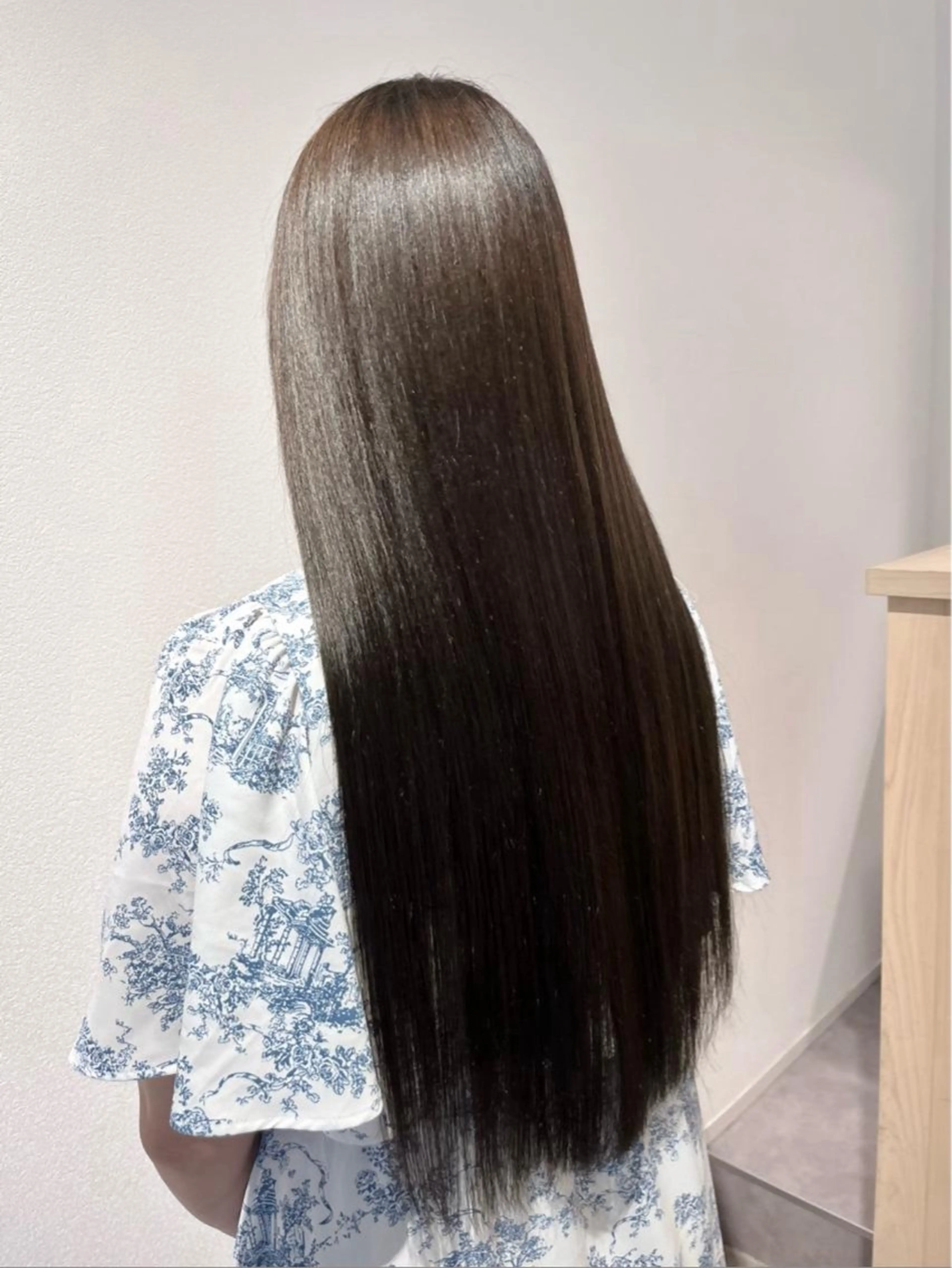 ロング 髪質改善 縮毛矯正 トリートメント 【SASE】大人上品 💍/ユウガ⭐️のヘアスタイル