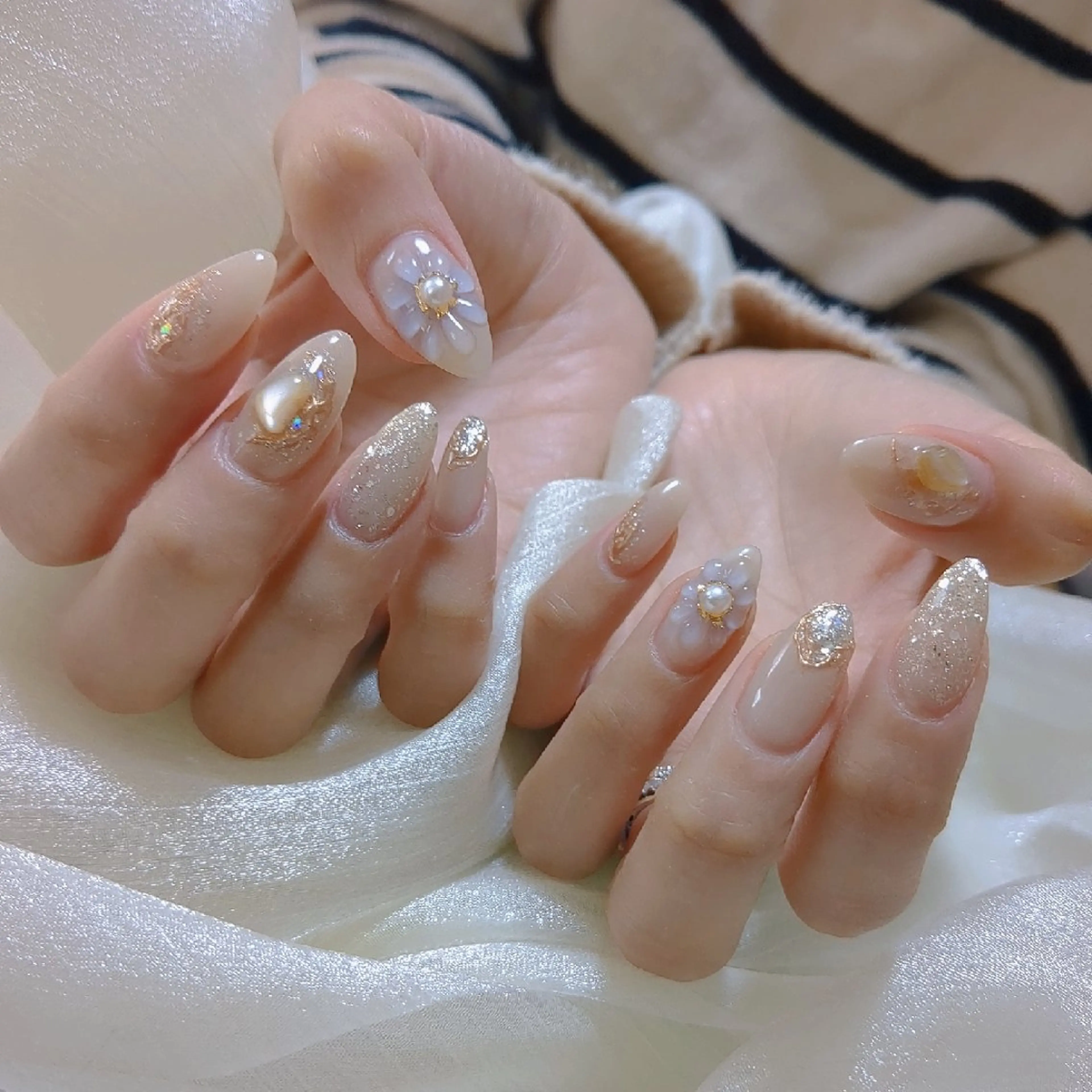 ネイル ハンドネイル E·U·B ネイル所属・横浜市中区曙町 E·U·Bネイルのネイルデザイン