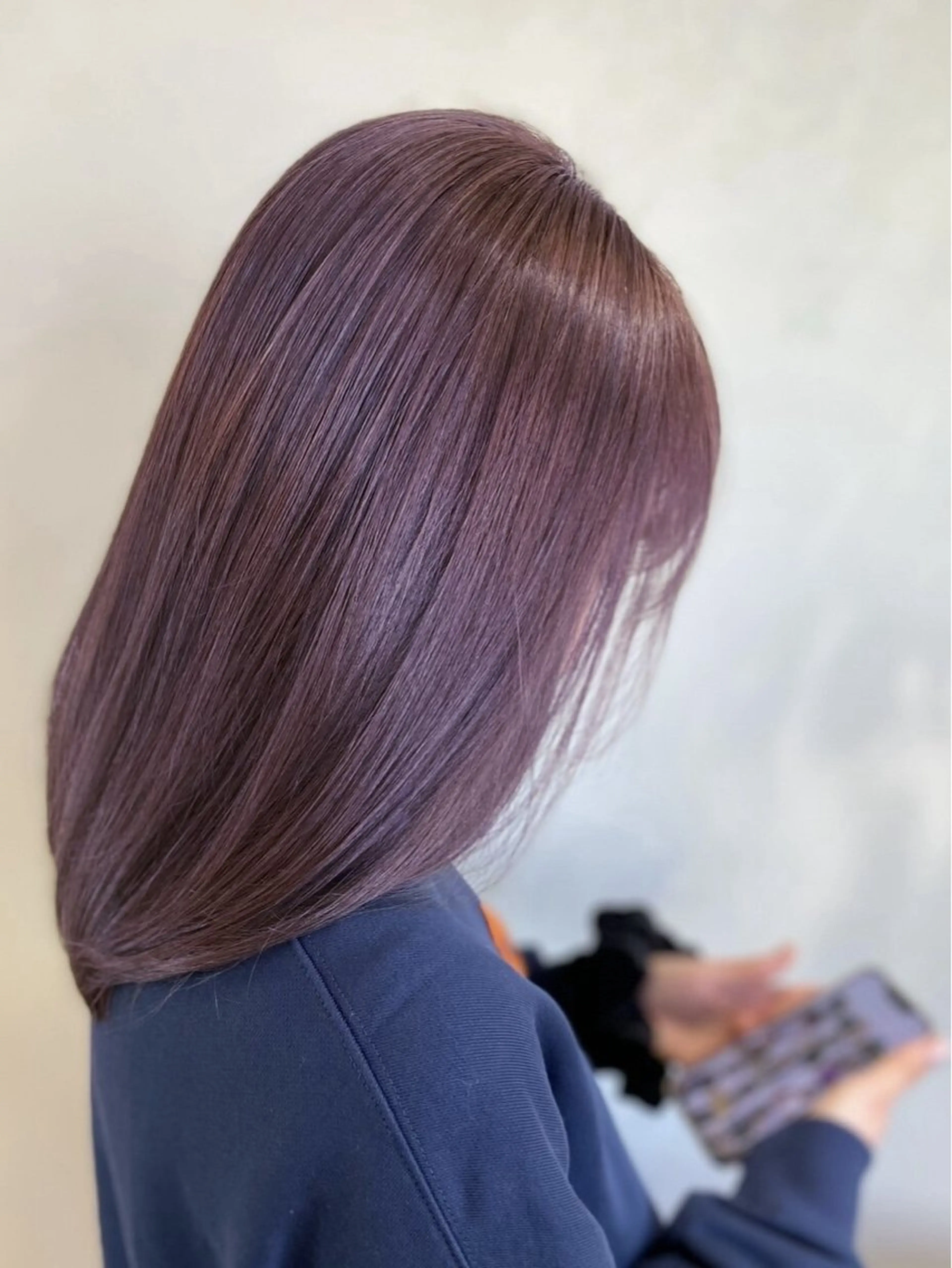 ミディアム パープルカラー 塩川ももこ/ 縮毛矯正/ヘアセットのヘアスタイル