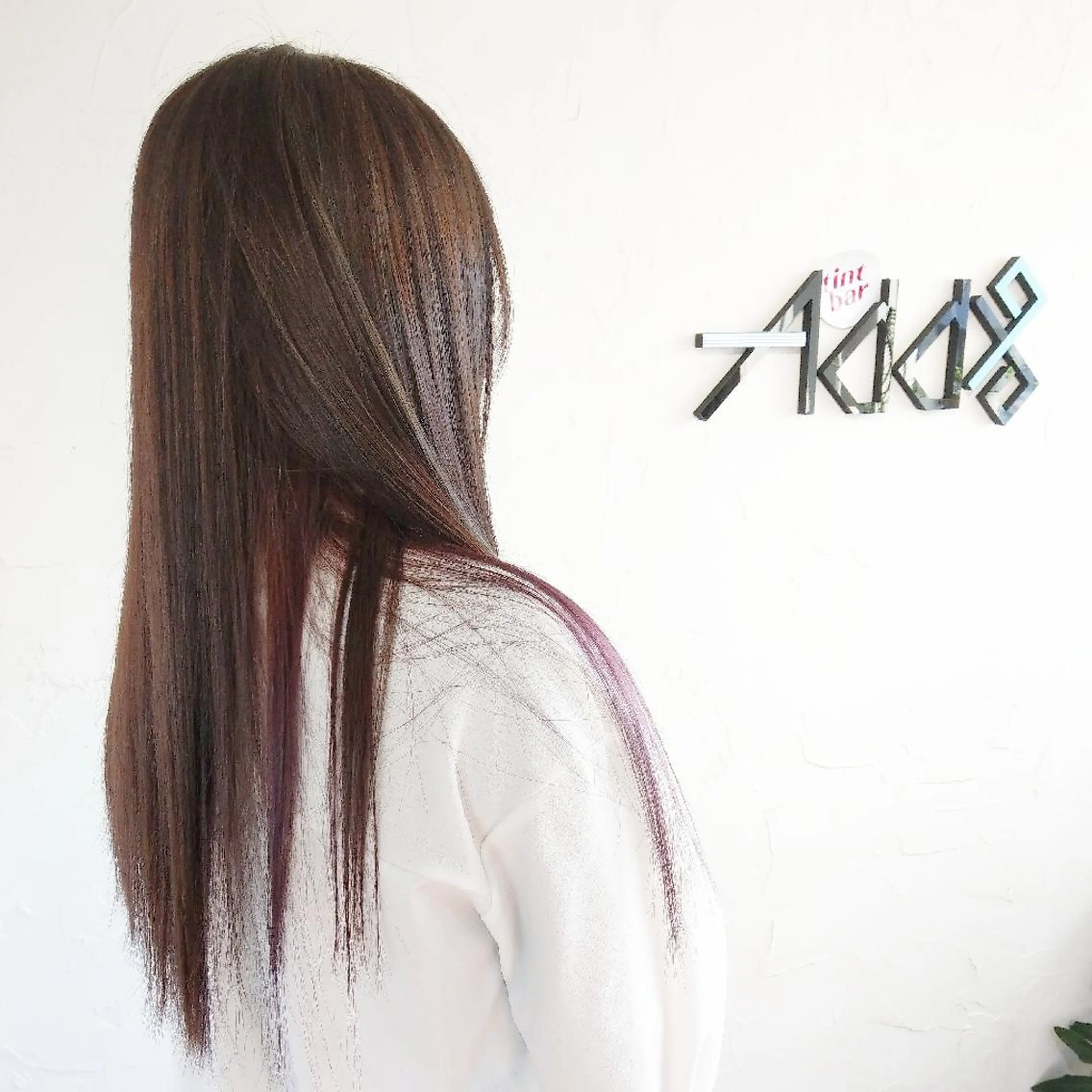 ロング カラー バレイヤージュ グラデーションカラー インナーカラー ラベンダーカラー レイヤーカット ヘアカラー トリートメント Add9 柳田健登のヘアスタイル