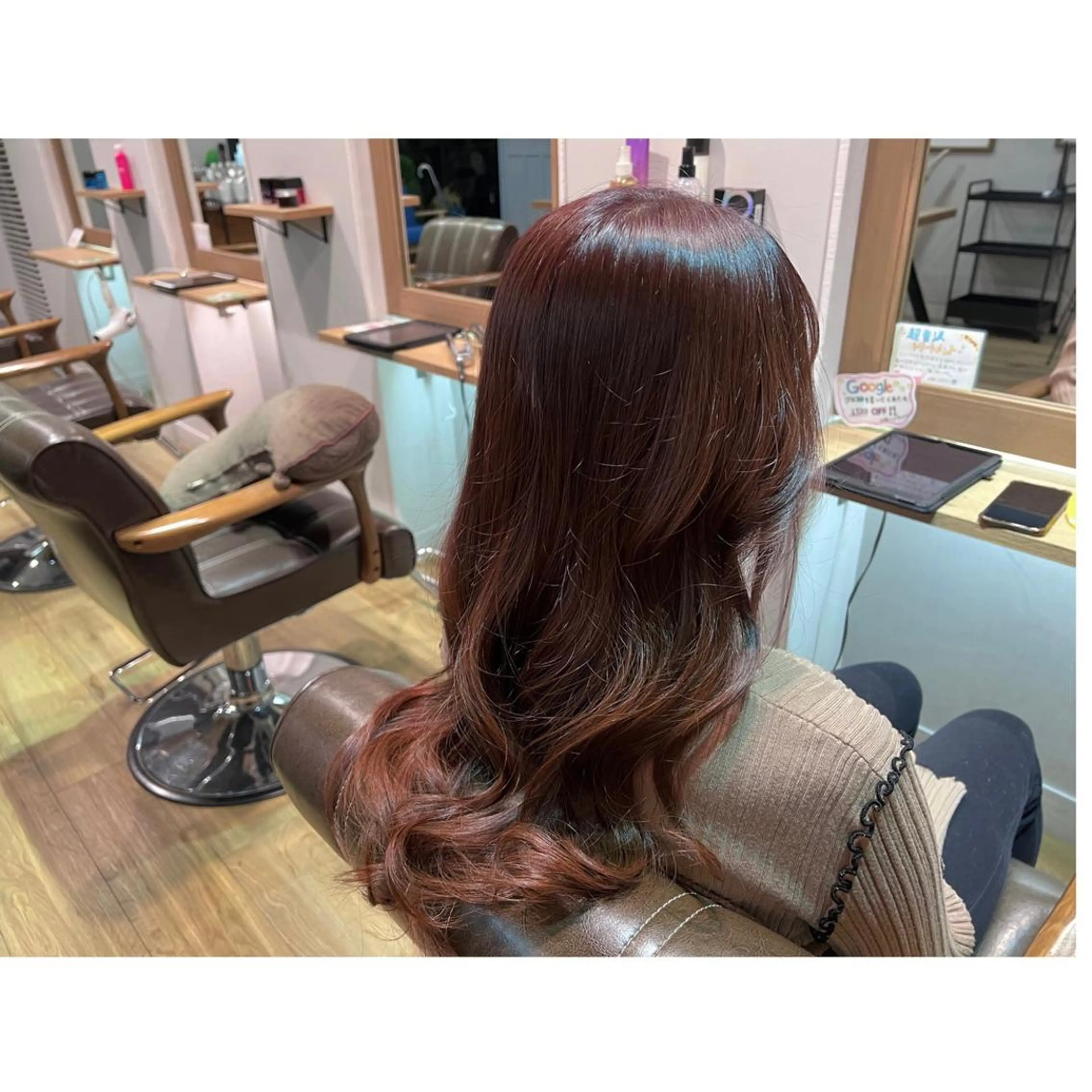 ロング カラー バイオレットカラー ヘアカラー トリートメント ツキダテ ユイのヘアスタイル