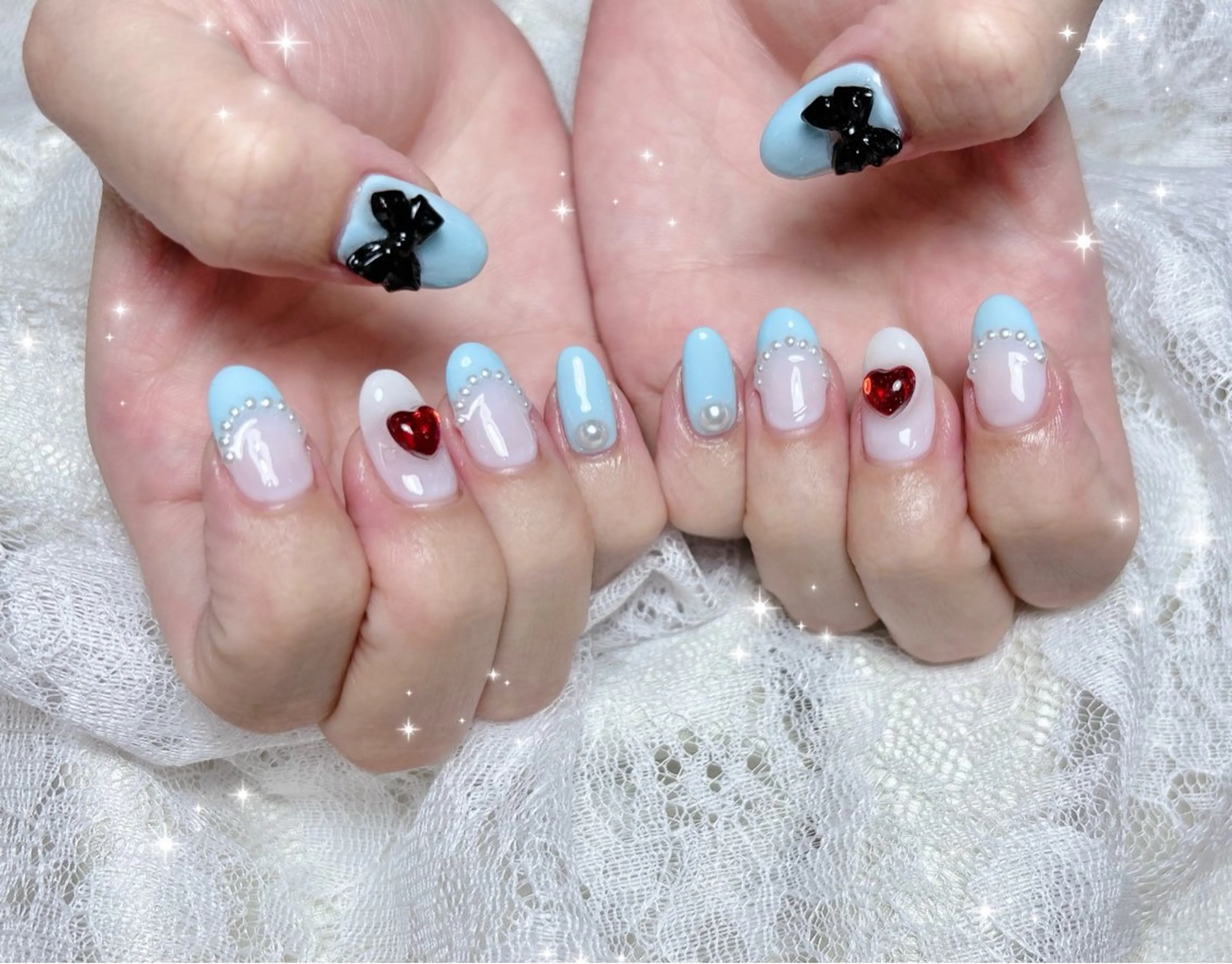 ネイル フレンチネイル ハンドネイル FLARE NAIL フレアネイルのネイルデザイン