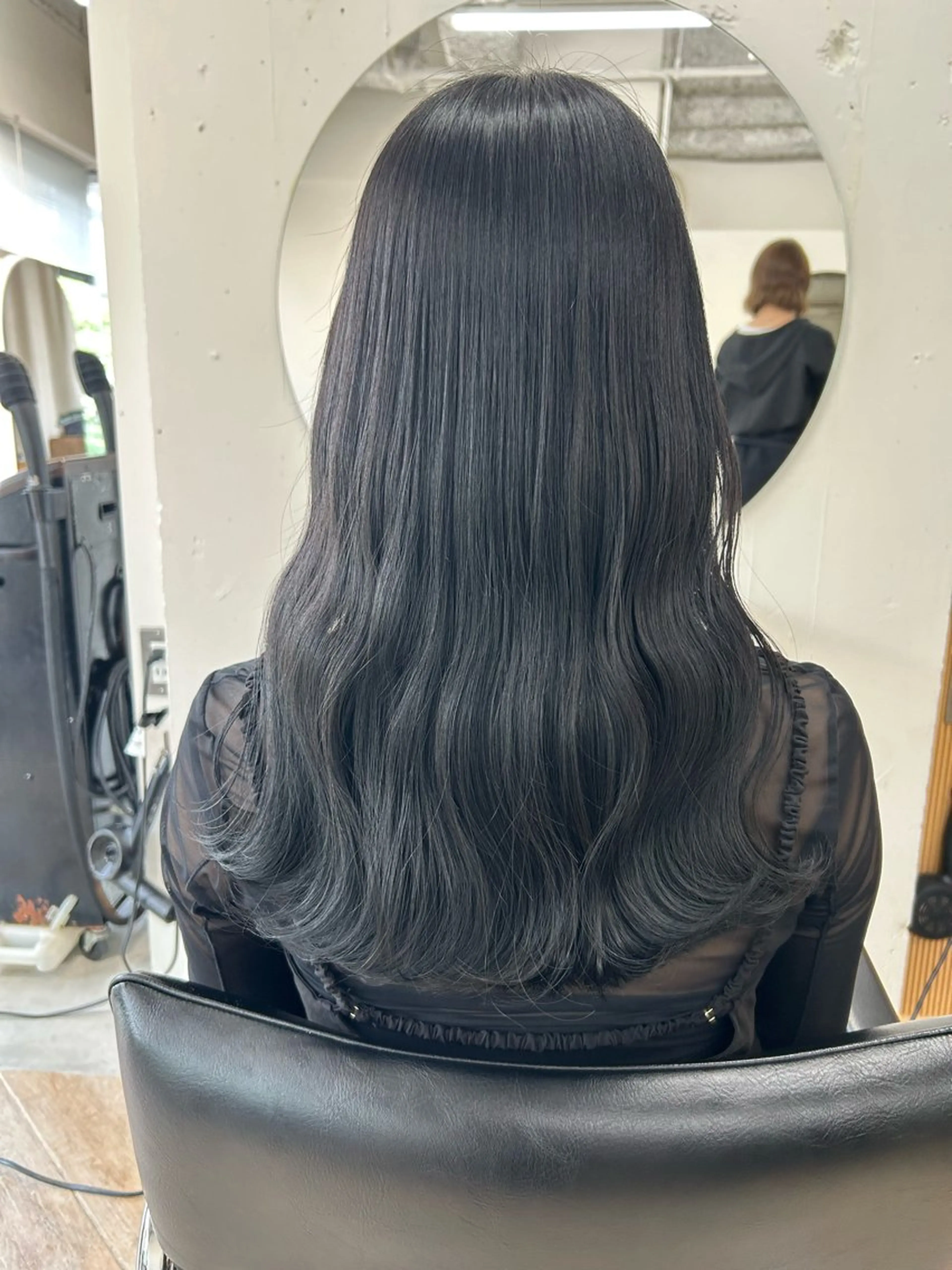 ロング カラー ヘアカラー ベージュ/ダブルカラ ー/新潟駅/青柳萌果のヘアスタイル