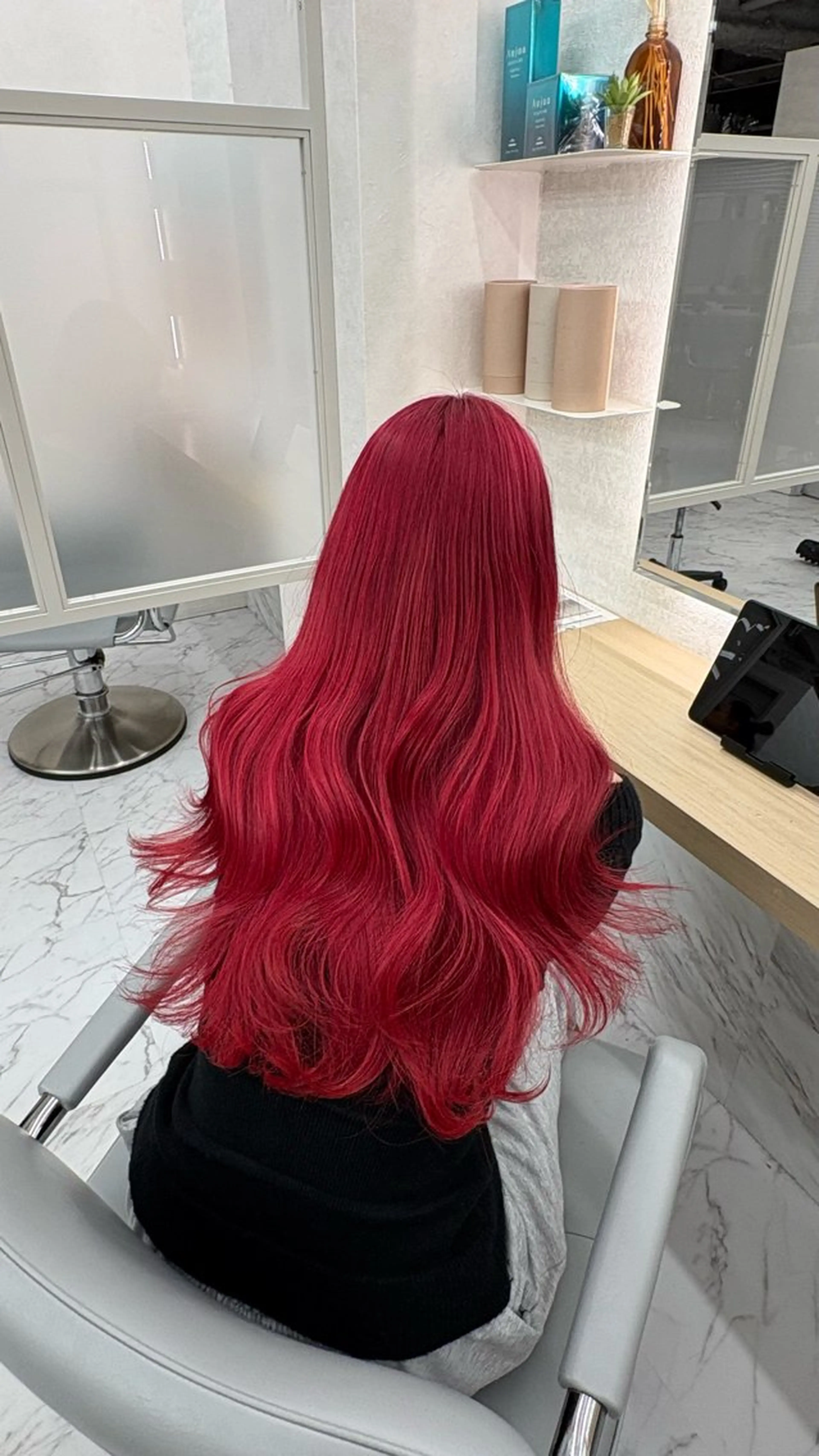 ロング カラー ハイトーンカラー トリートメント ヘアカラー トリートメント youres hair 髪質改善トリートメント&ヘッドスパ 新宿三丁目店所属・小林春月 /新宿美容師のヘアスタイル