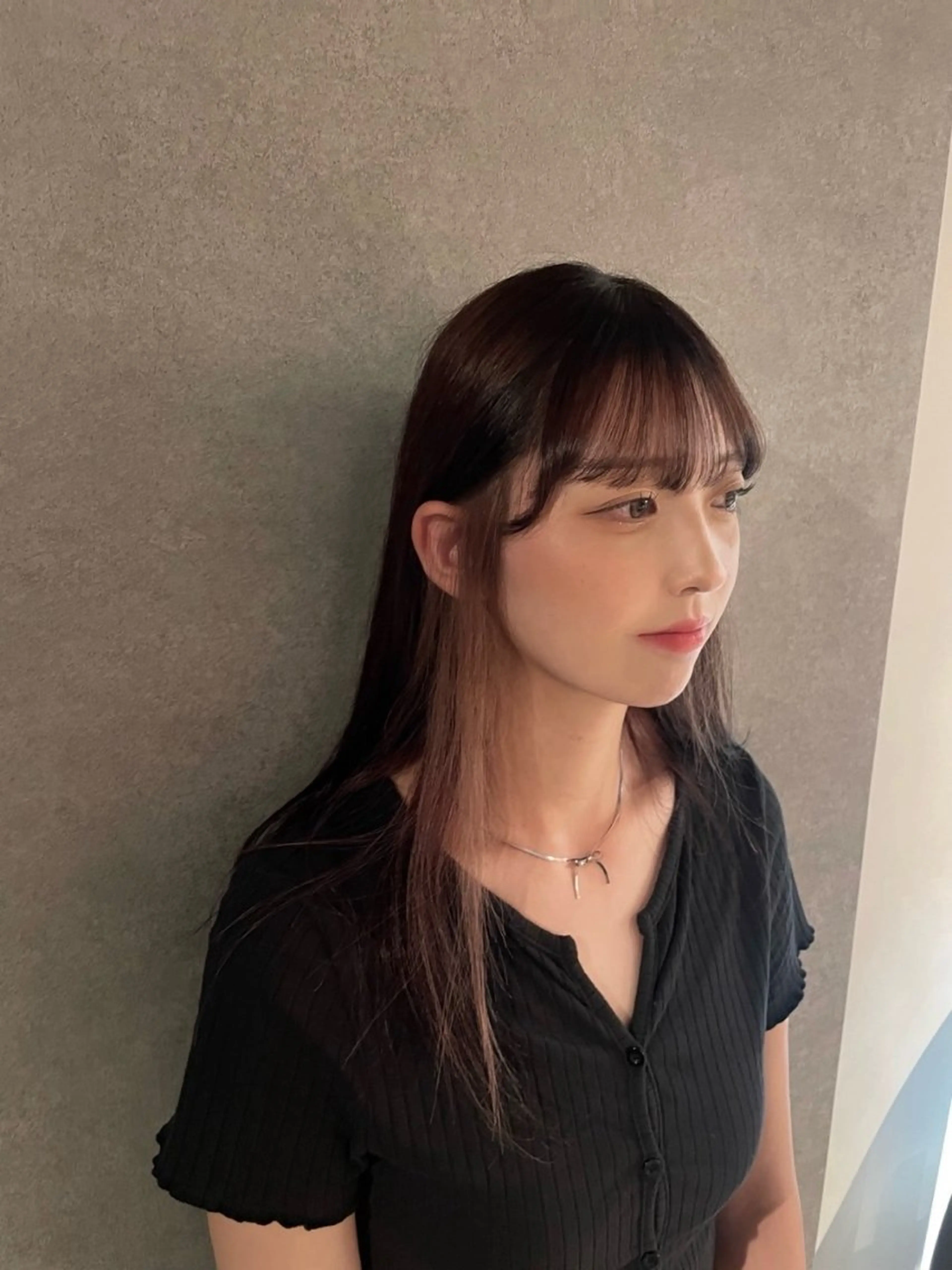 ミディアム カラー ベージュカラー ブラウンカラー ピンクカラー ピンクベージュ カットモデル募集 /ハナオカユウキのヘアスタイル