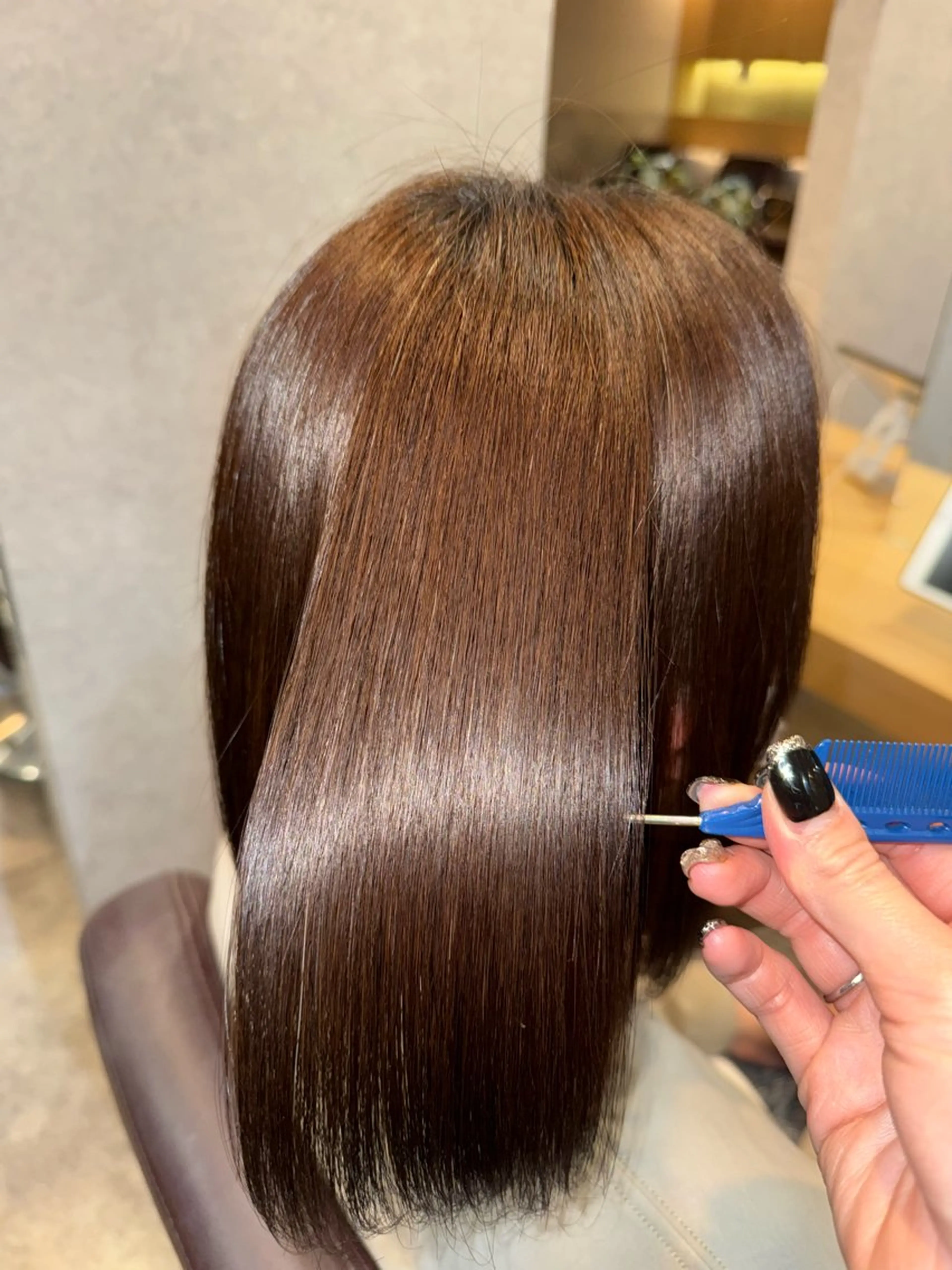 ミディアム 今岡 育美のヘアスタイル