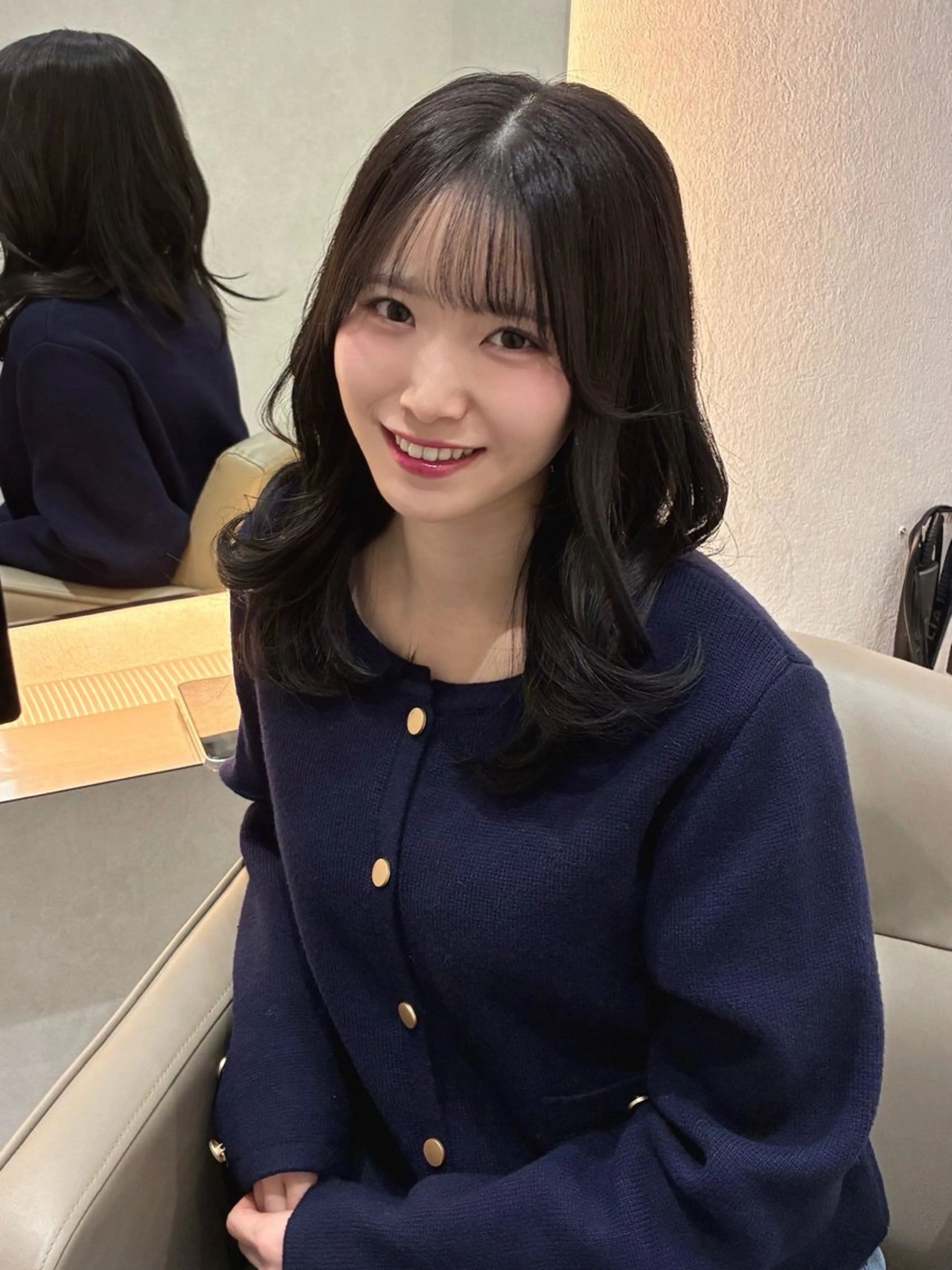 ミディアム ミディアムレイヤー くびれヘア レイヤーカット カット ヘアカラー トリートメント 髪質改善/レイヤー 本田拓也のヘアスタイル