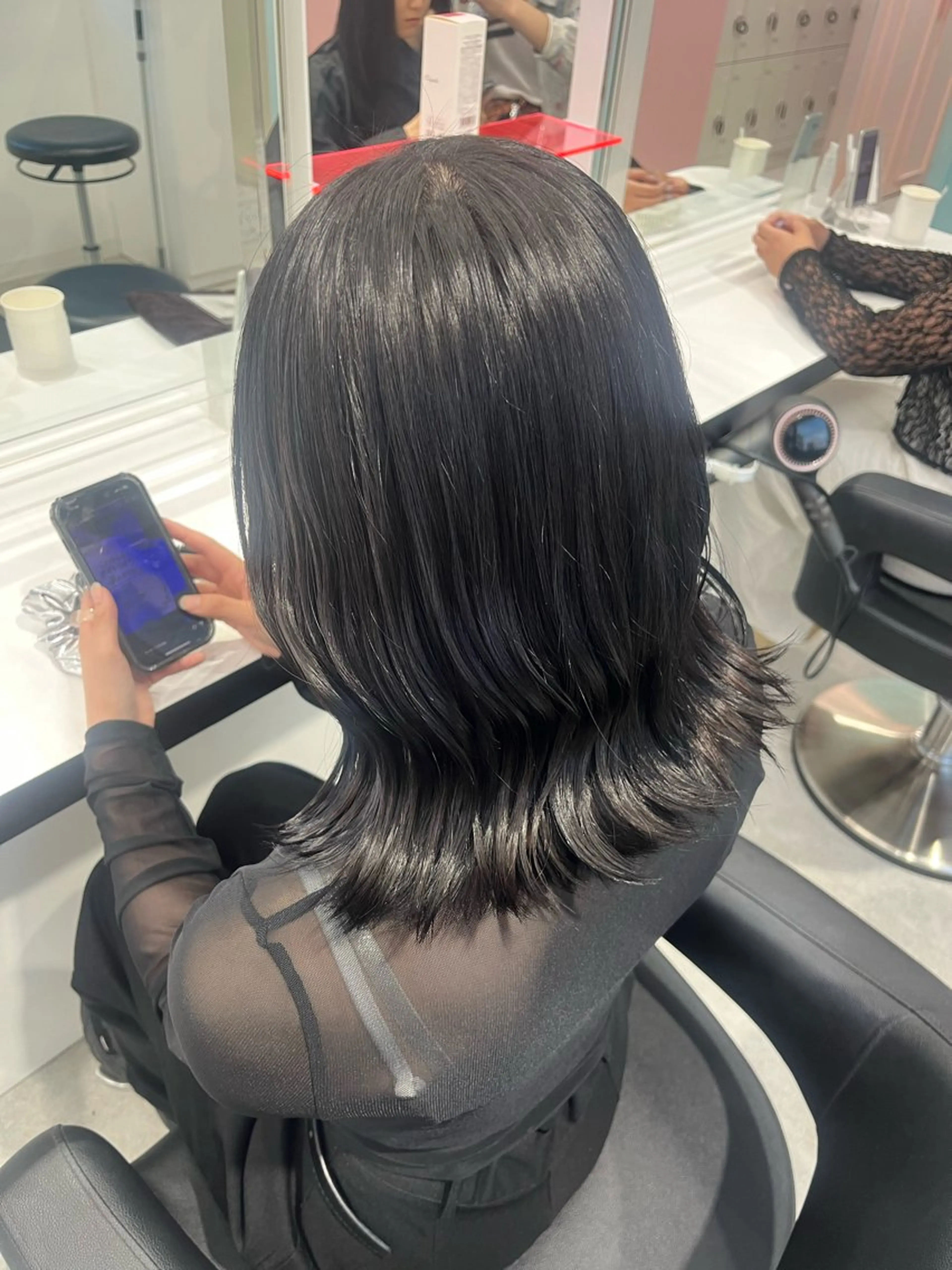 ミディアム カラー みう/仙台/暖色/ 艶髪/顔周りカット/のヘアスタイル