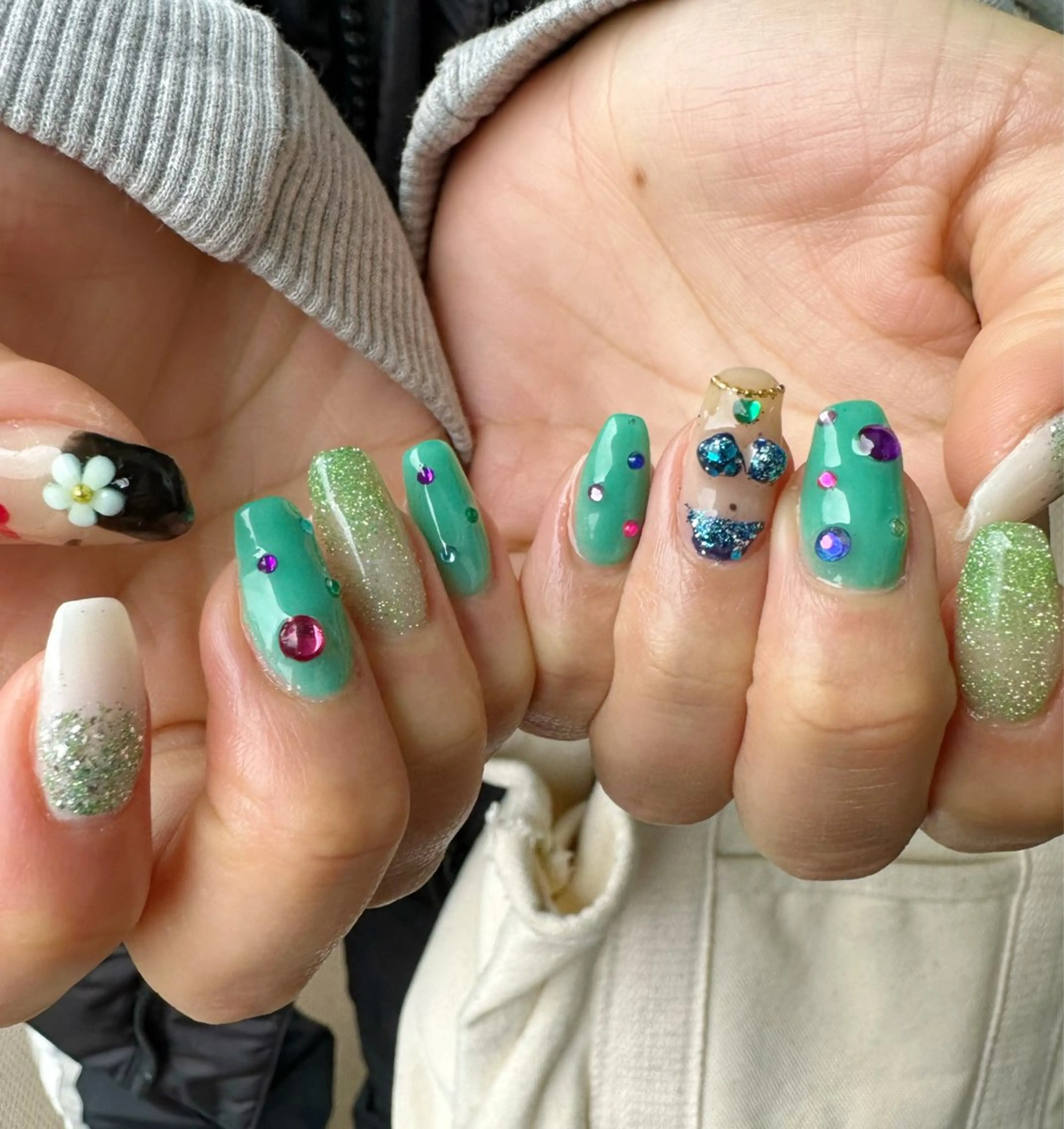 ネイル 新山 聖のネイルデザイン