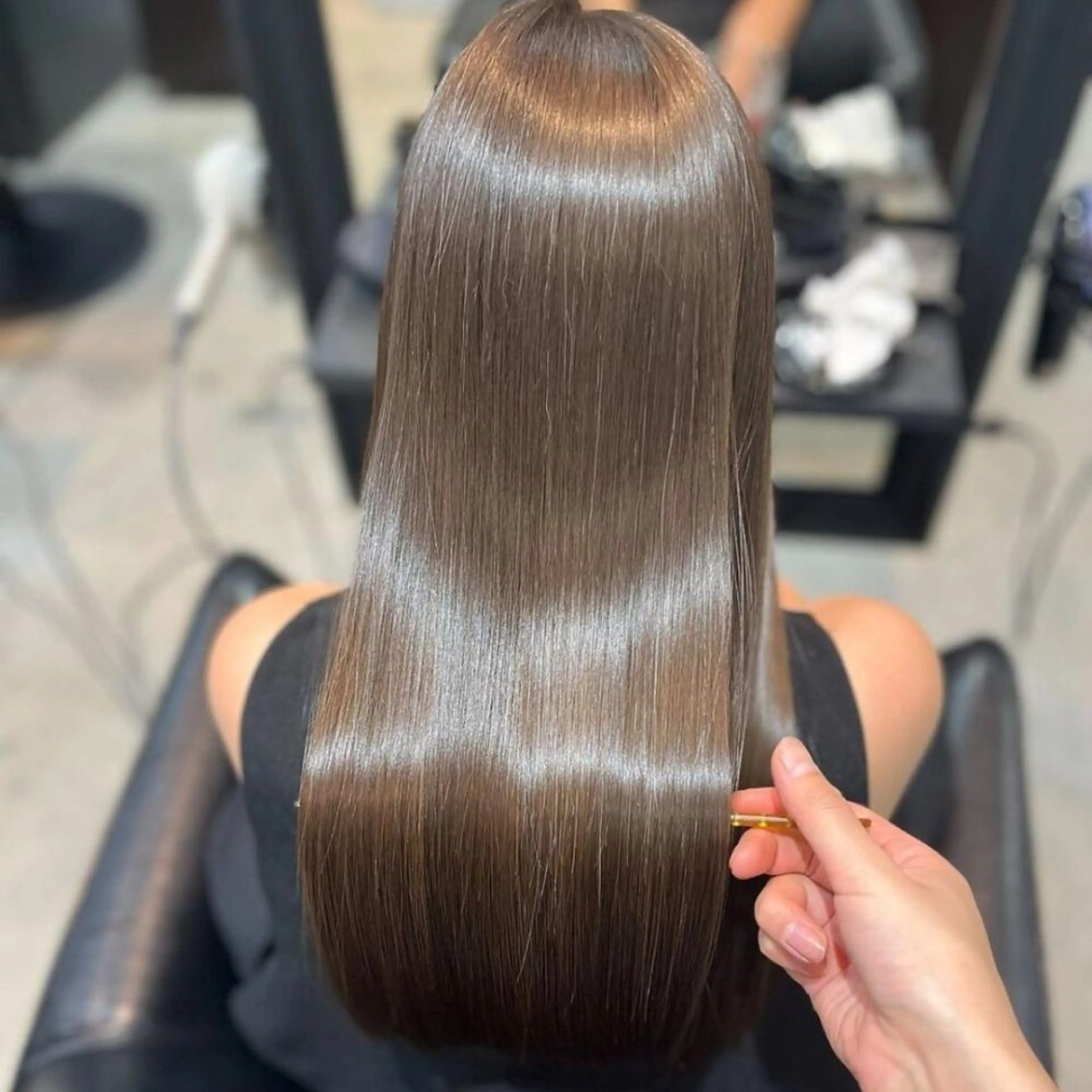 ロング カット ヘアカラー トリートメント ⭕鏡のような劇艶/ 賀川サトシ⭕️のヘアスタイル