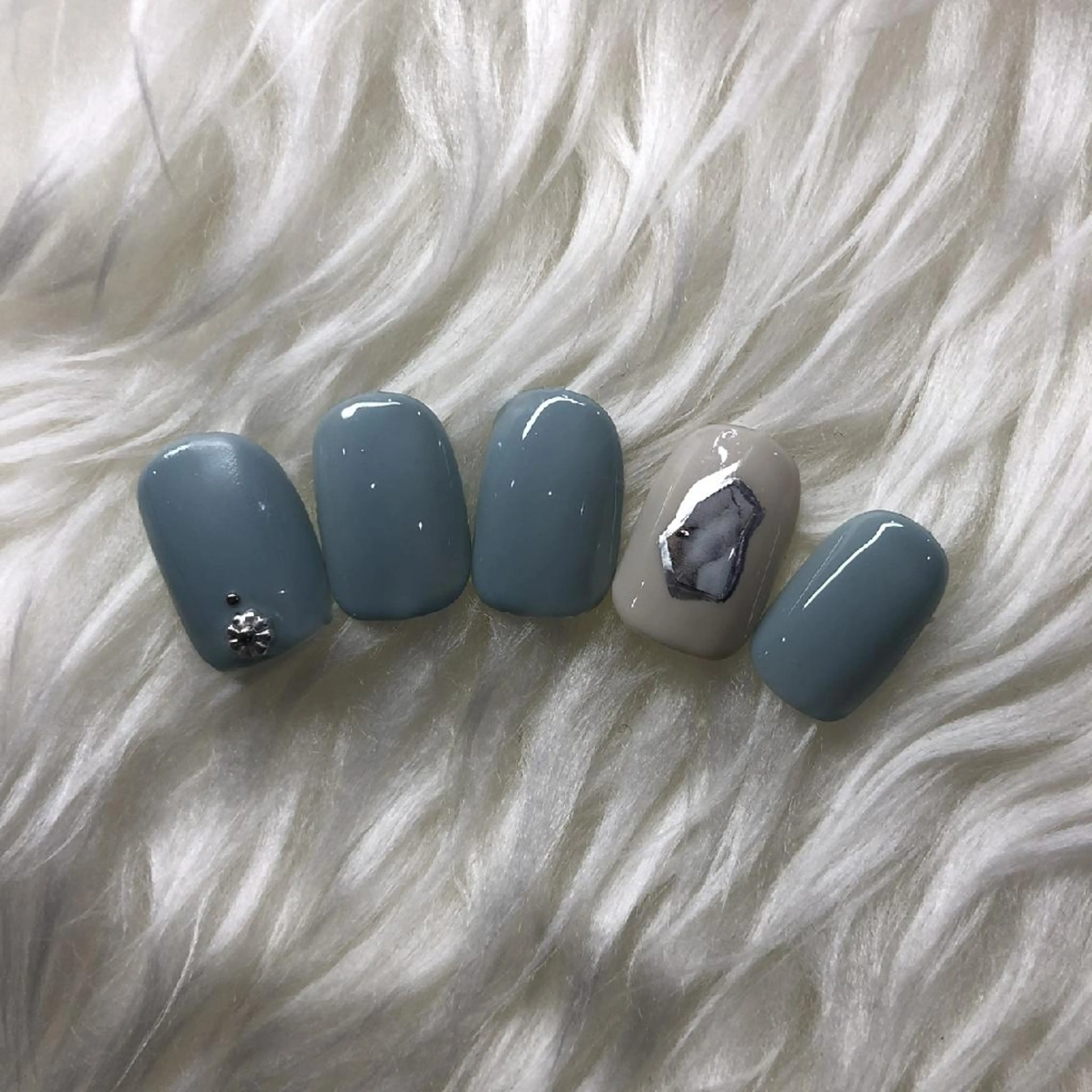 ネイル ハンドネイル Nail&eye Belire 新宿のネイルデザイン