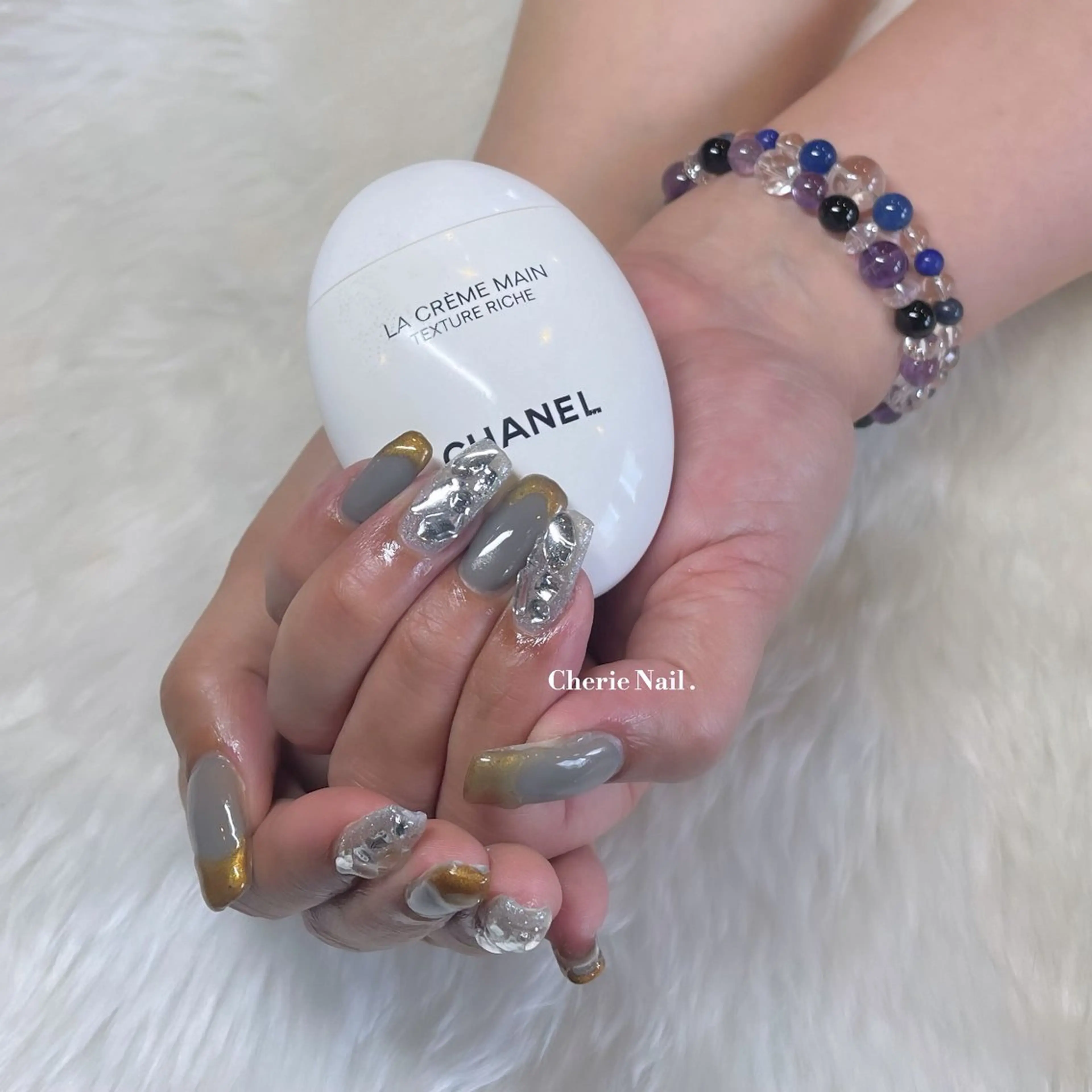 ネイル ミラーネイル Cherie Nailのネイルデザイン