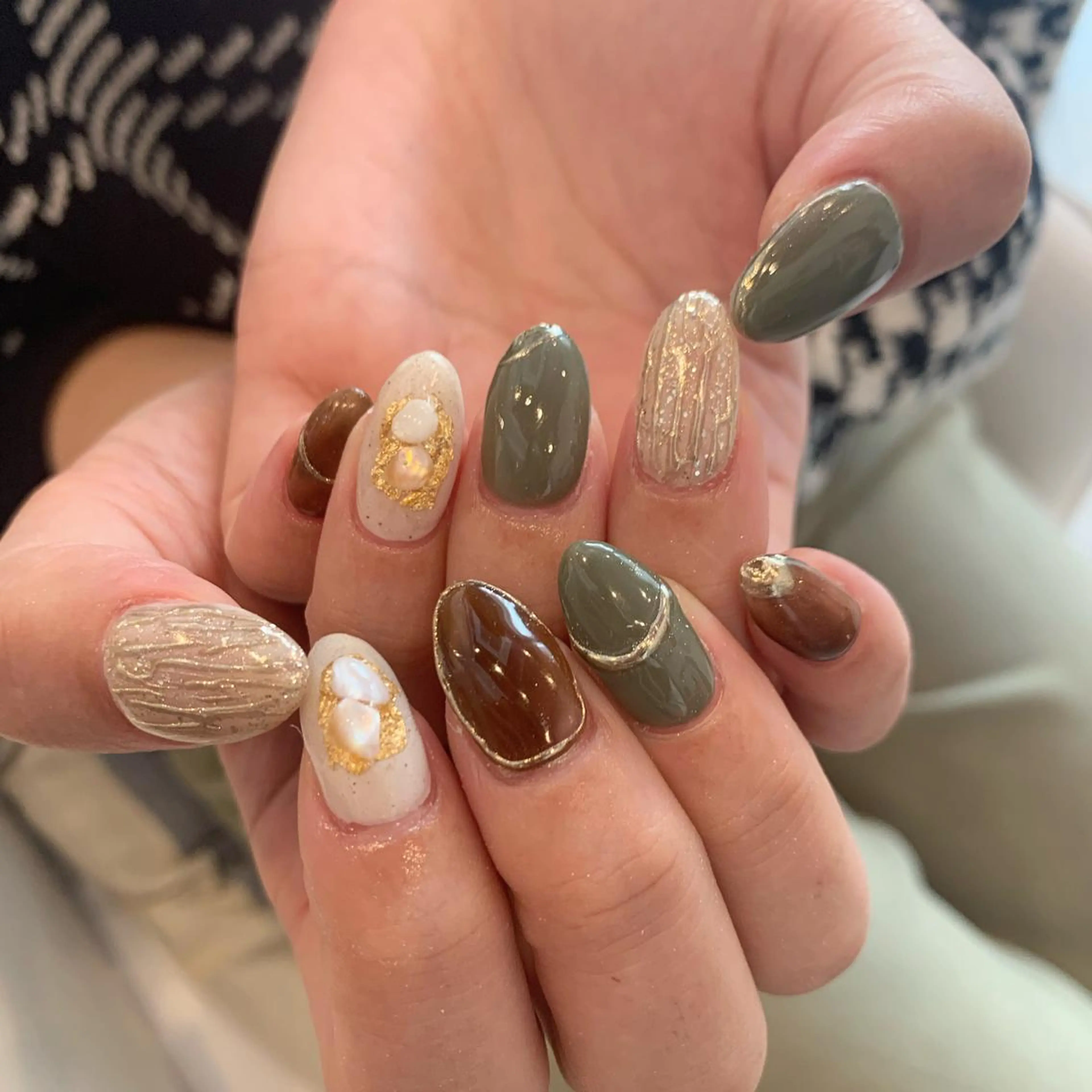 ネイル ヤマダ サクラのヘアスタイル