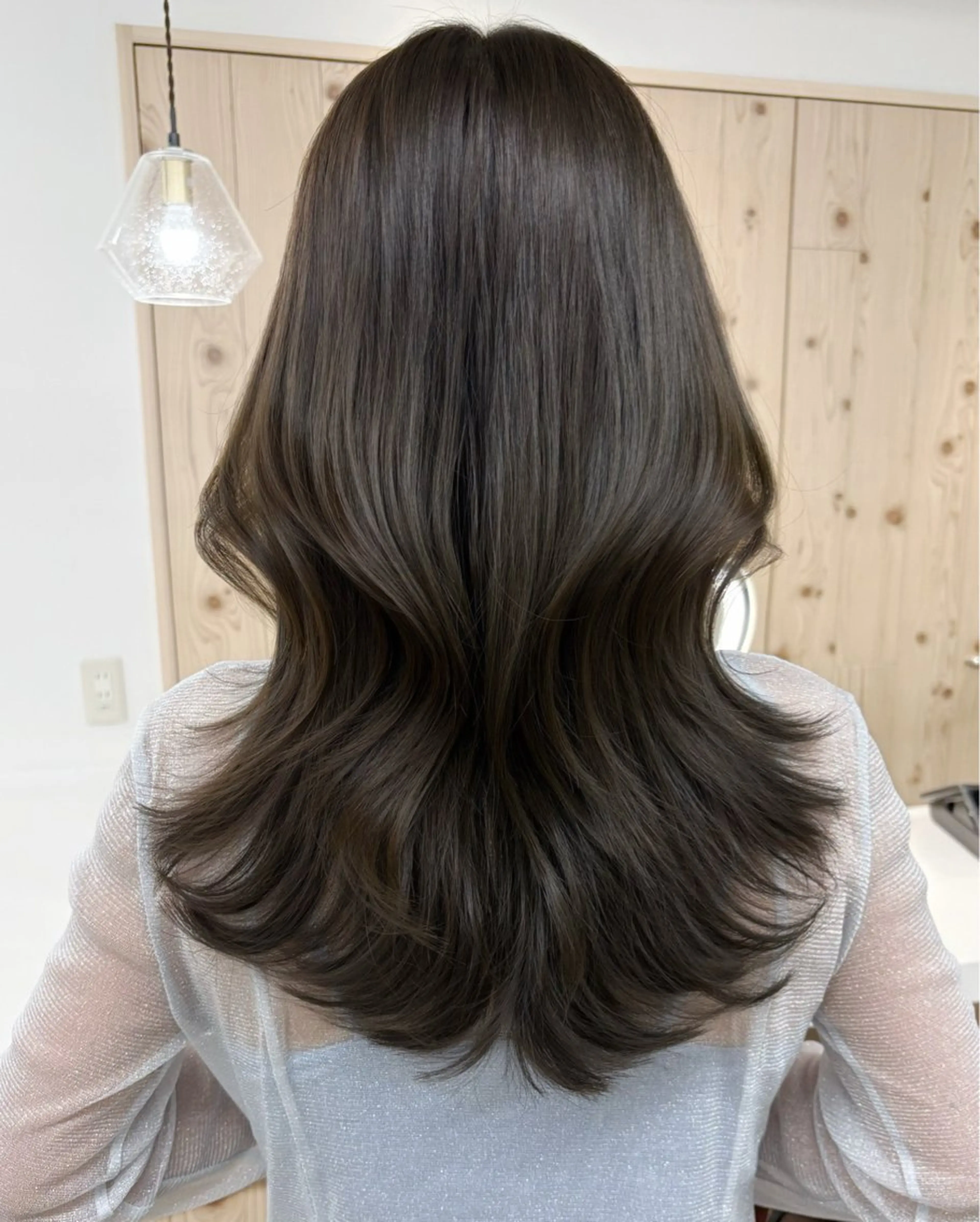 セミロング カラー カット ヘアカラー トリートメント ヘアセット 新宿/韓国ヘア/ 髪質改善ストレートのヘアスタイル