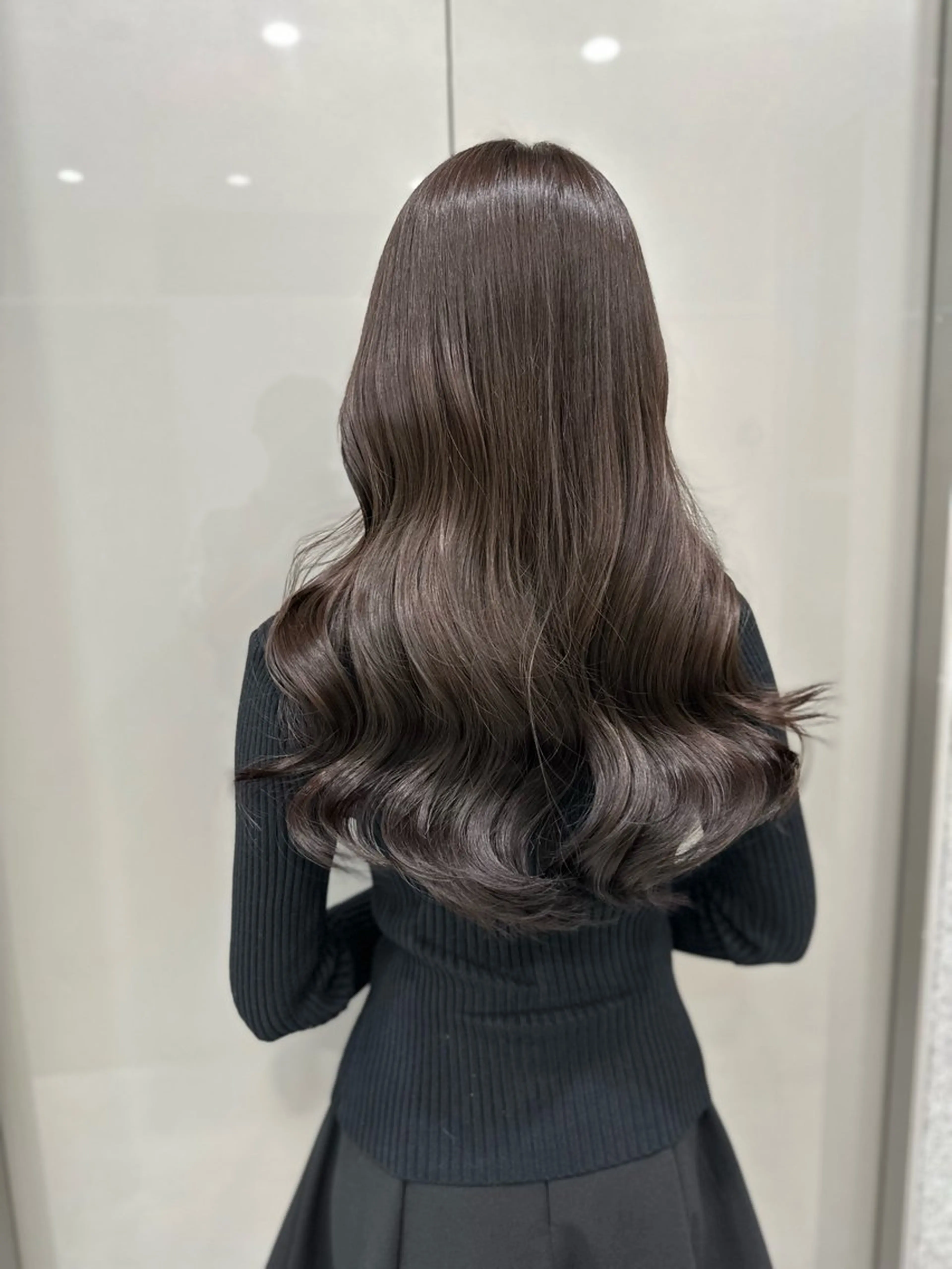 ロング カラー ヘアカラー トリートメント ヘッドスパ ヘアセット ブリーチなし透明感 ×縮毛矯正🤍ユウのヘアスタイル