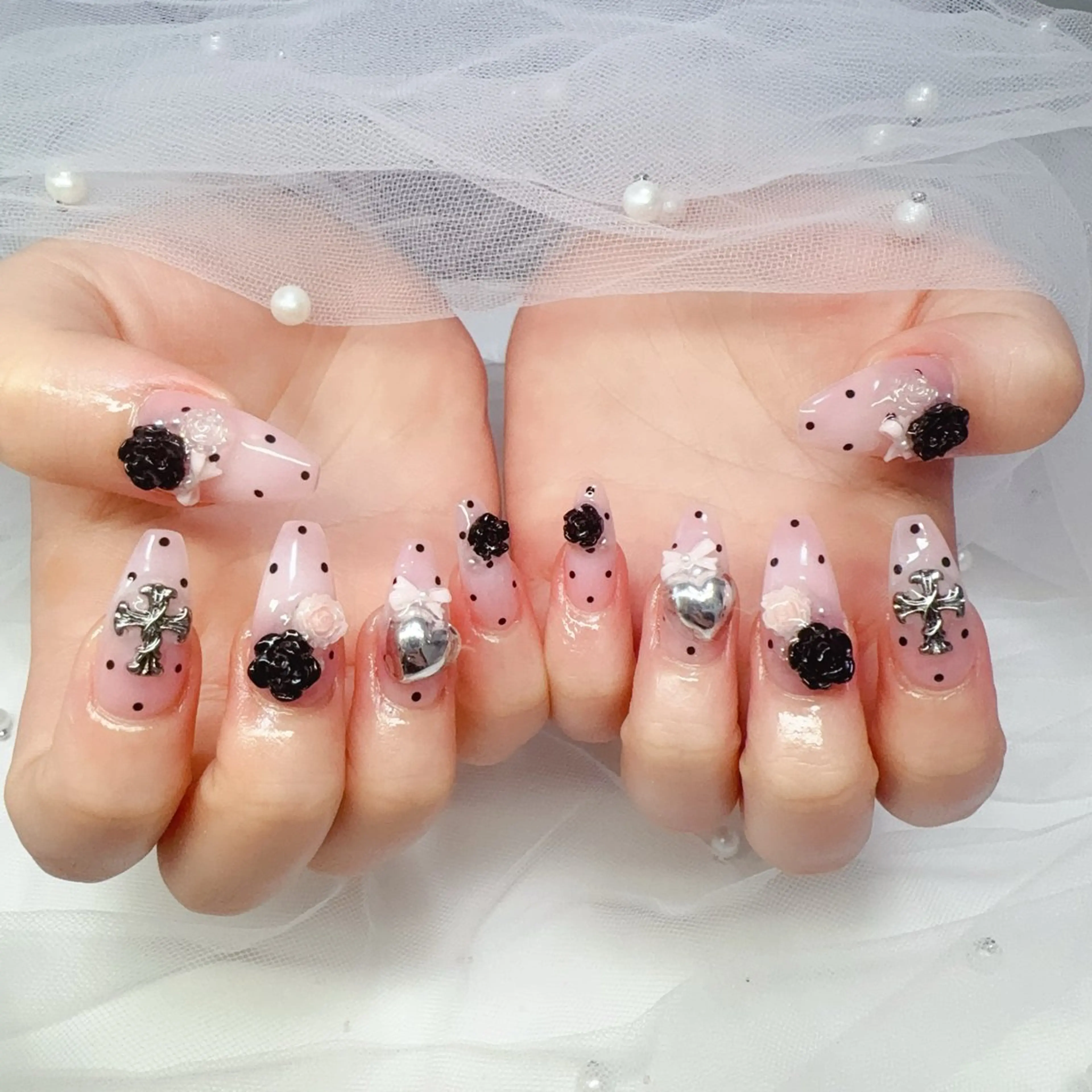 ネイル オーロラネイル チークネイル 桜ネイル 長さ出し ジェルネイル ハンドネイル YUYI.nail salonのネイルデザイン