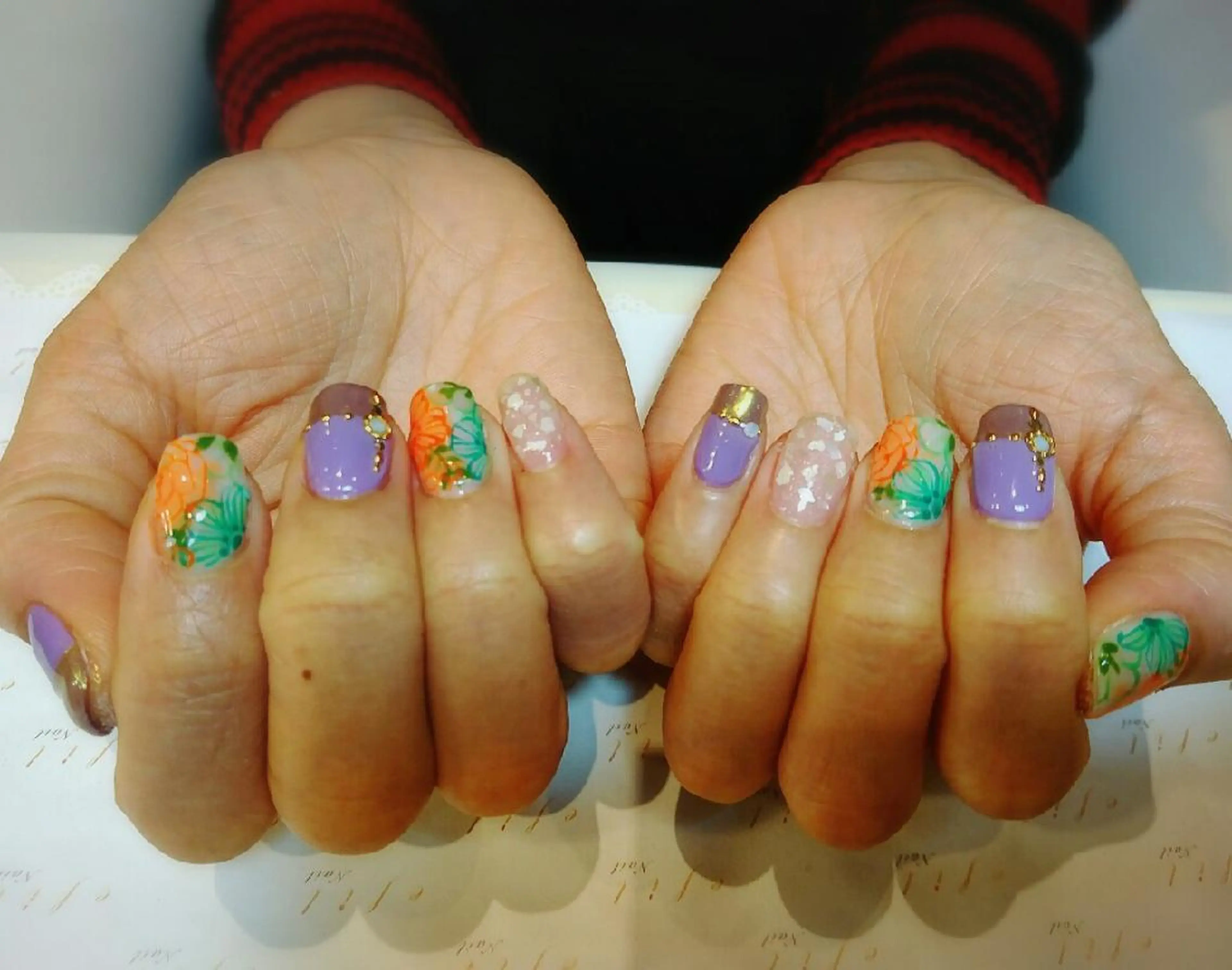 ネイル ミラーネイル 持ち込み みー shakushiroのネイルデザイン