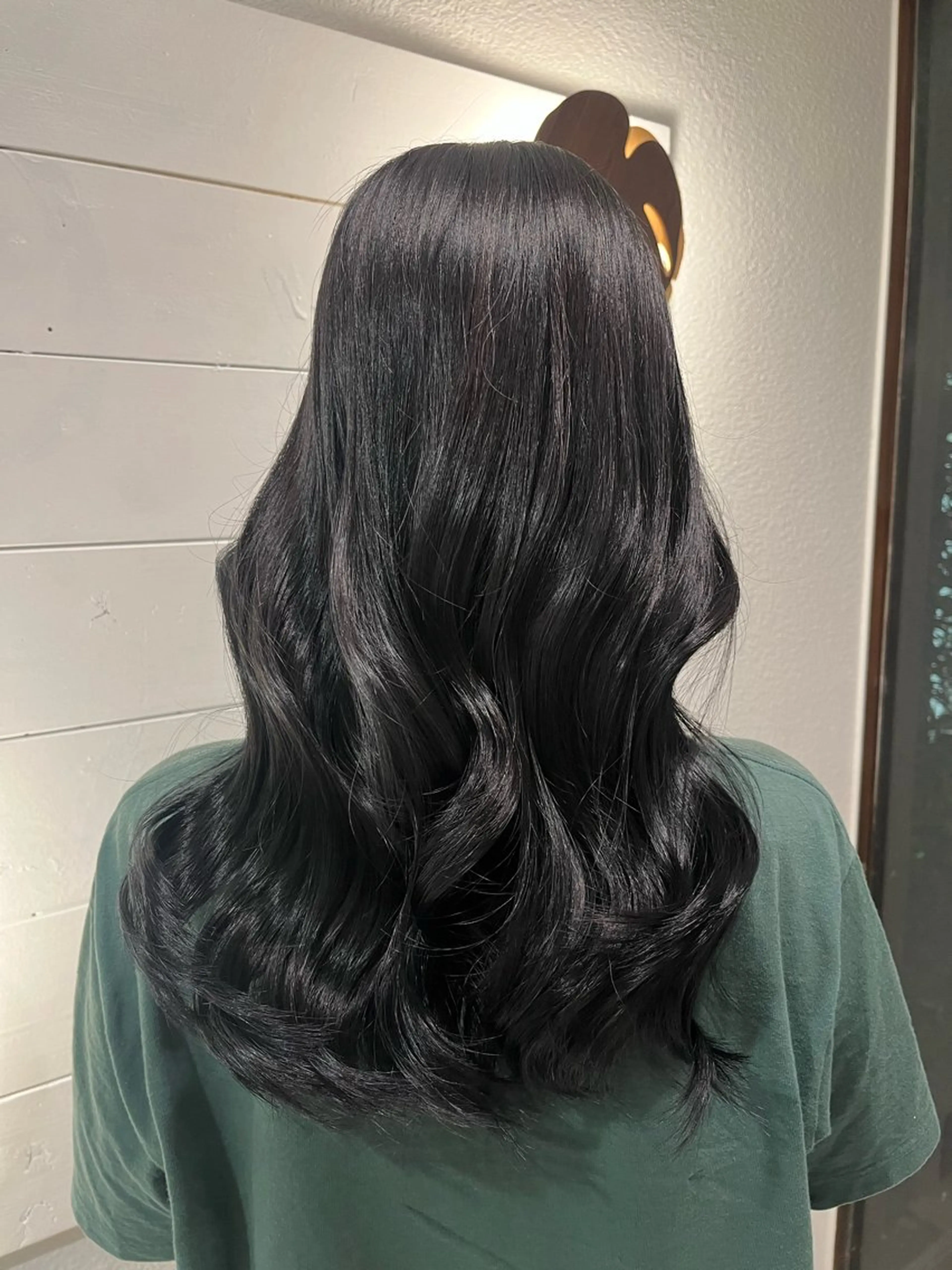 ロング カラー 芝田 明友香のヘアスタイル