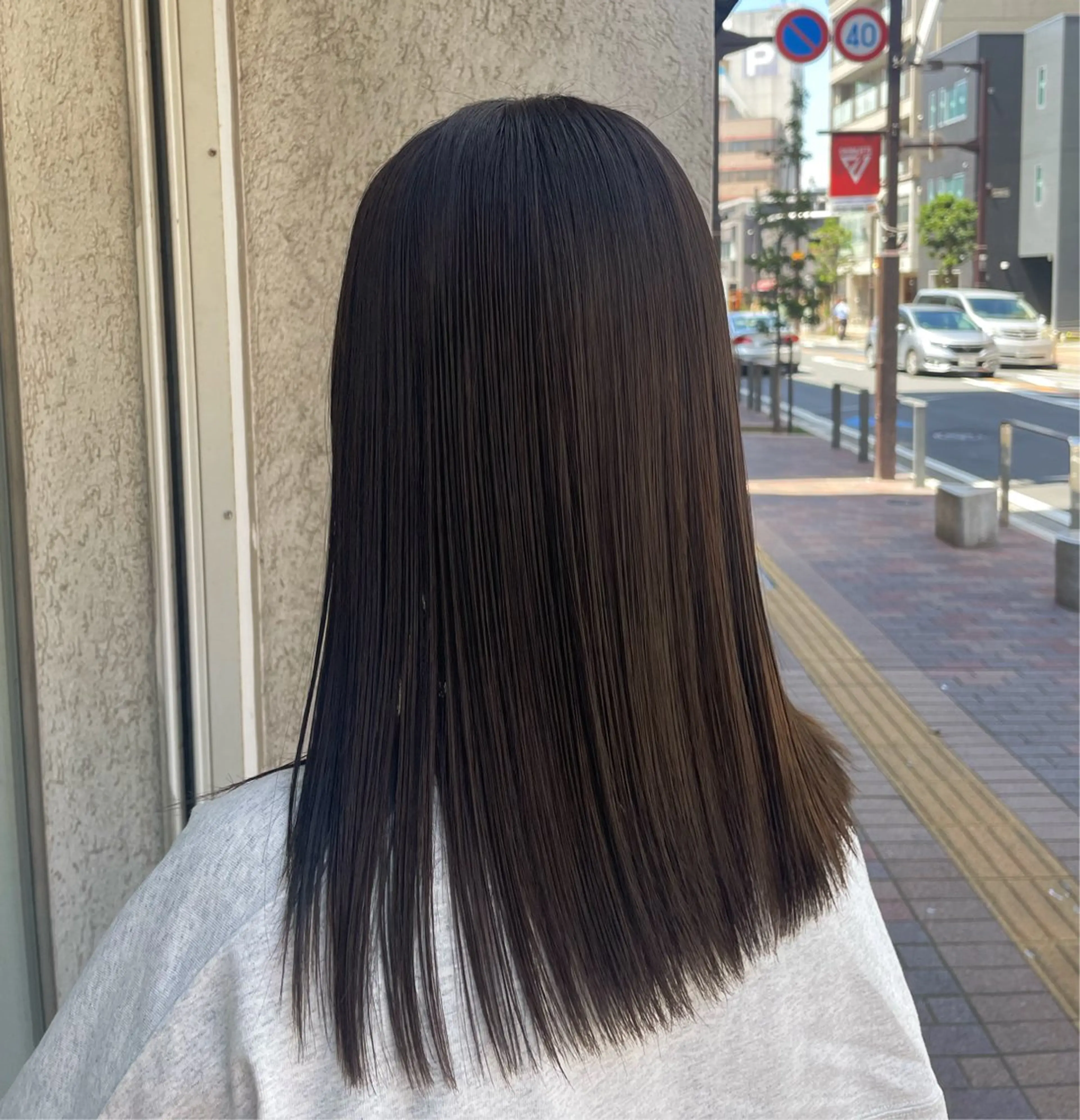 カラー ブラウンカラー オリーブブラウン ヘアカラー トリートメント CoCooN nanamiのヘアスタイル