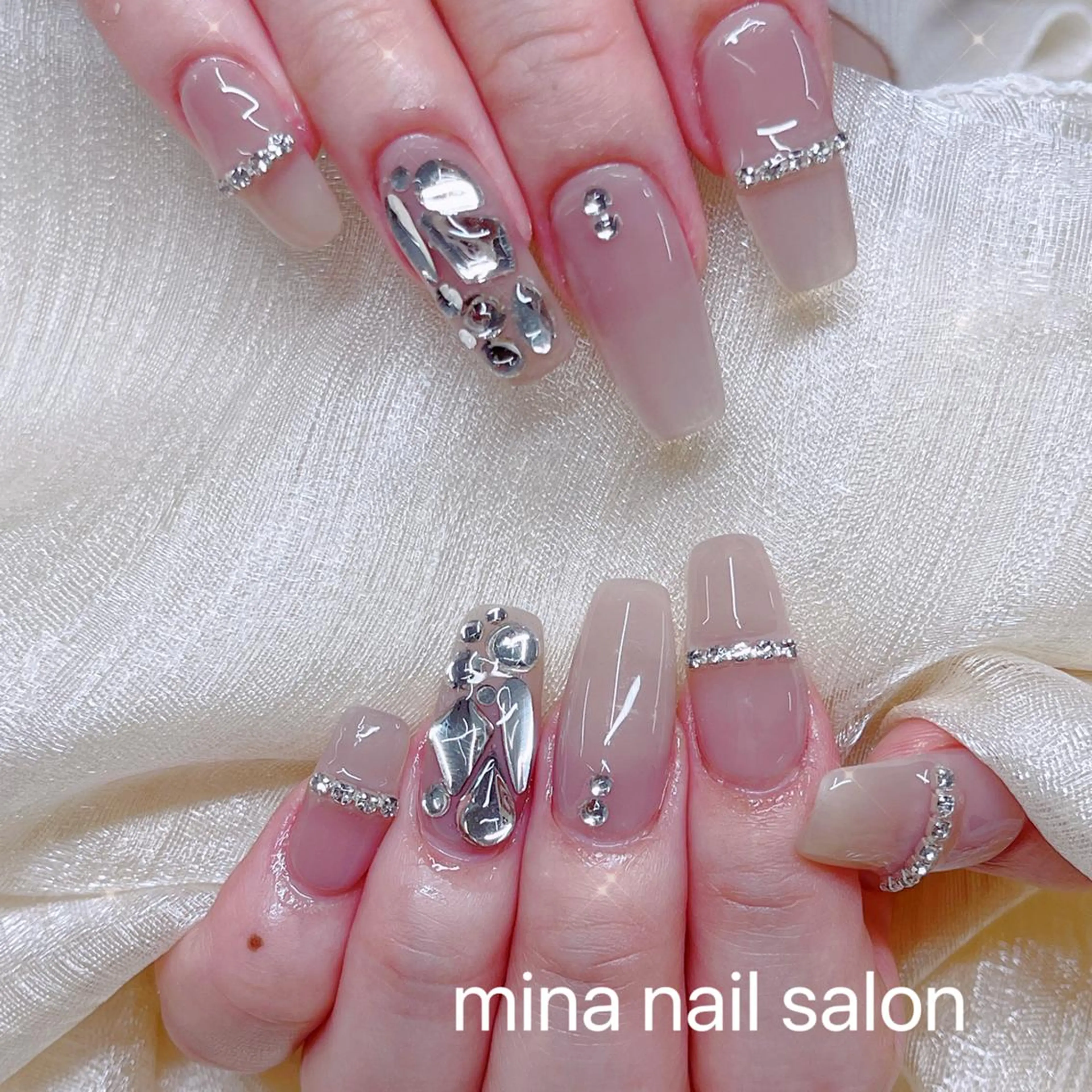 ネイル queens nailsalonのネイルデザイン