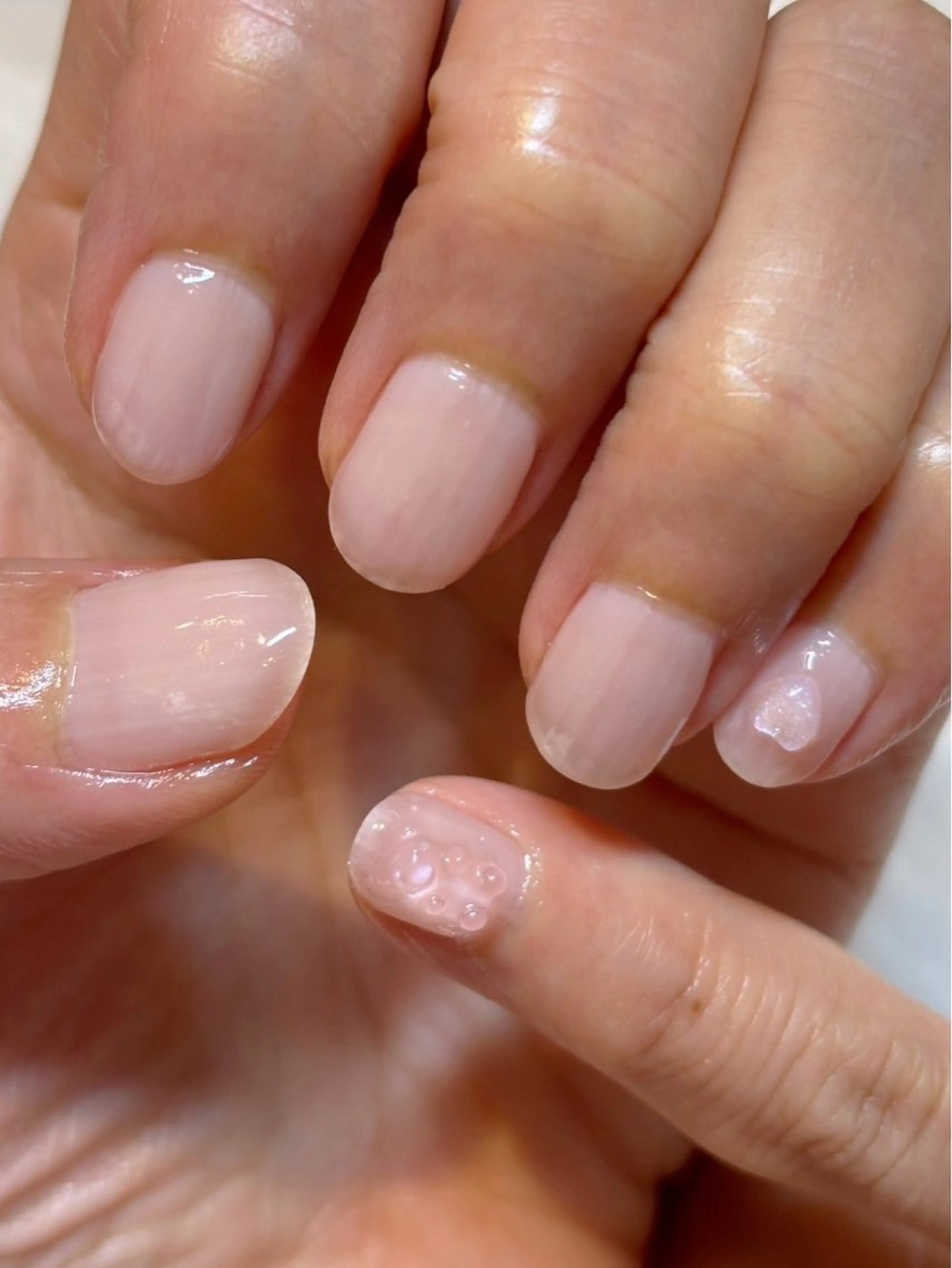 ネイル キラキラネイル 韓国ネイル ワンカラーネイル ワンホンネイル peach nail ayakaのネイルデザイン