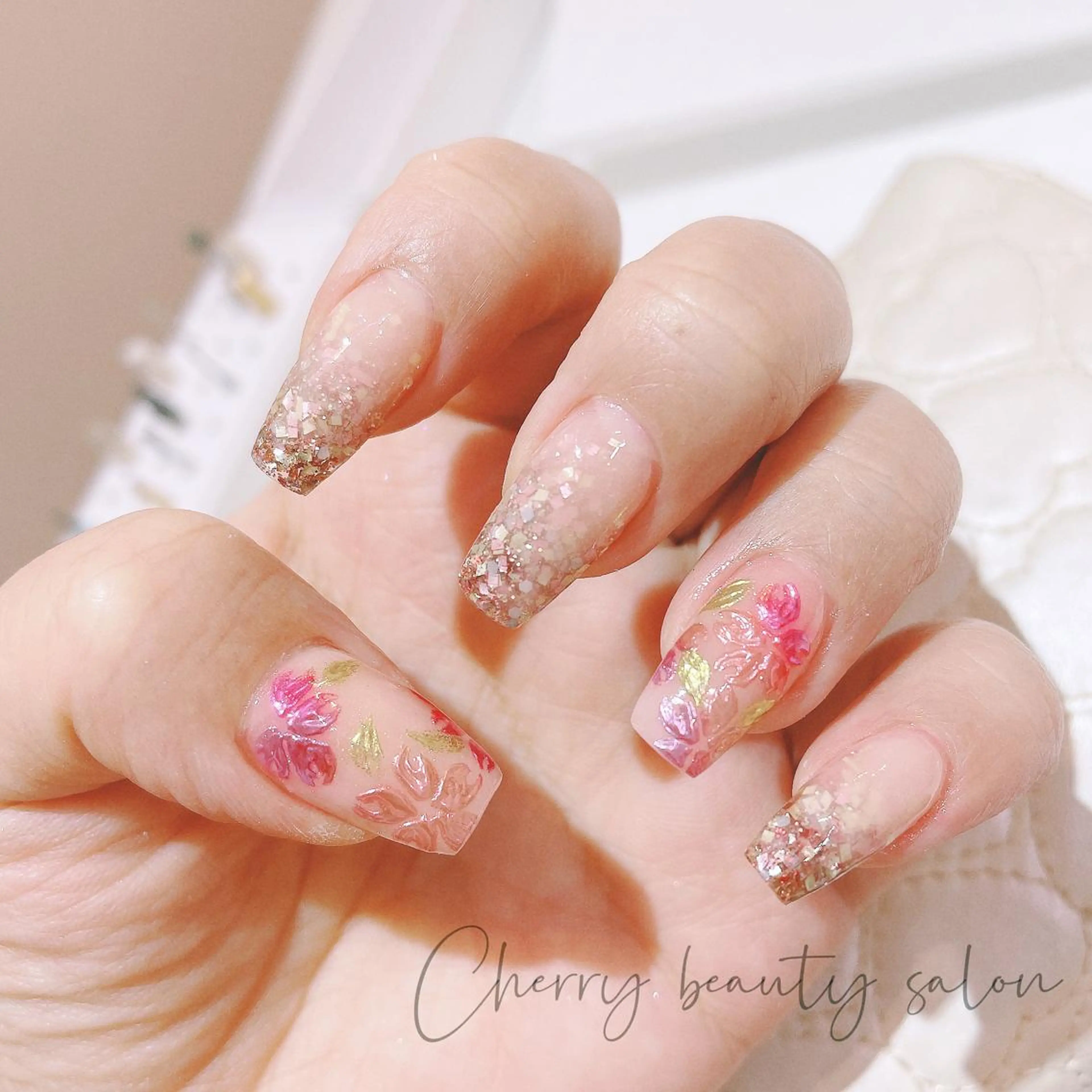 ネイル SAKURA 🍒のネイルデザイン