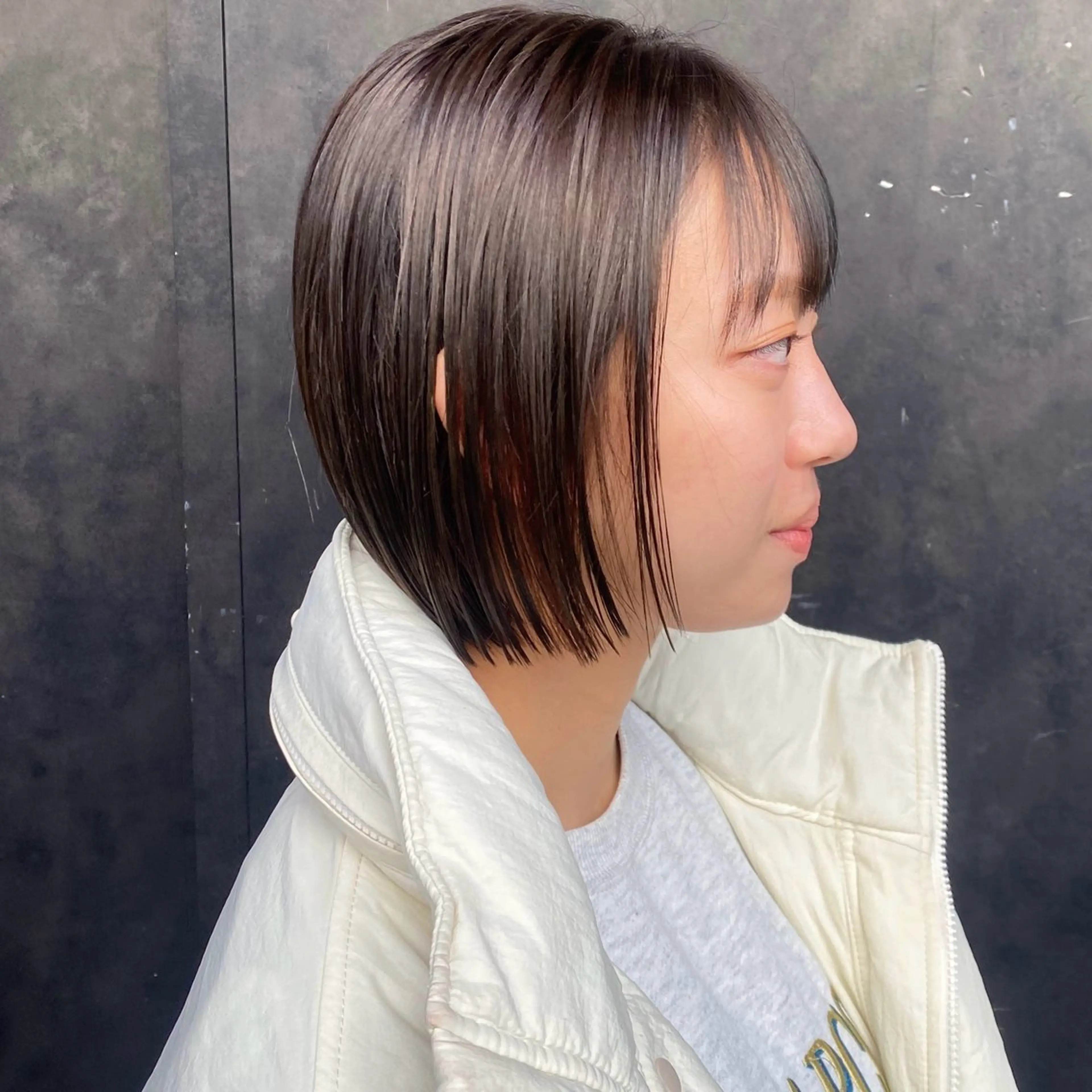 ショート ボブ カット 比嘉 陽のヘアスタイル