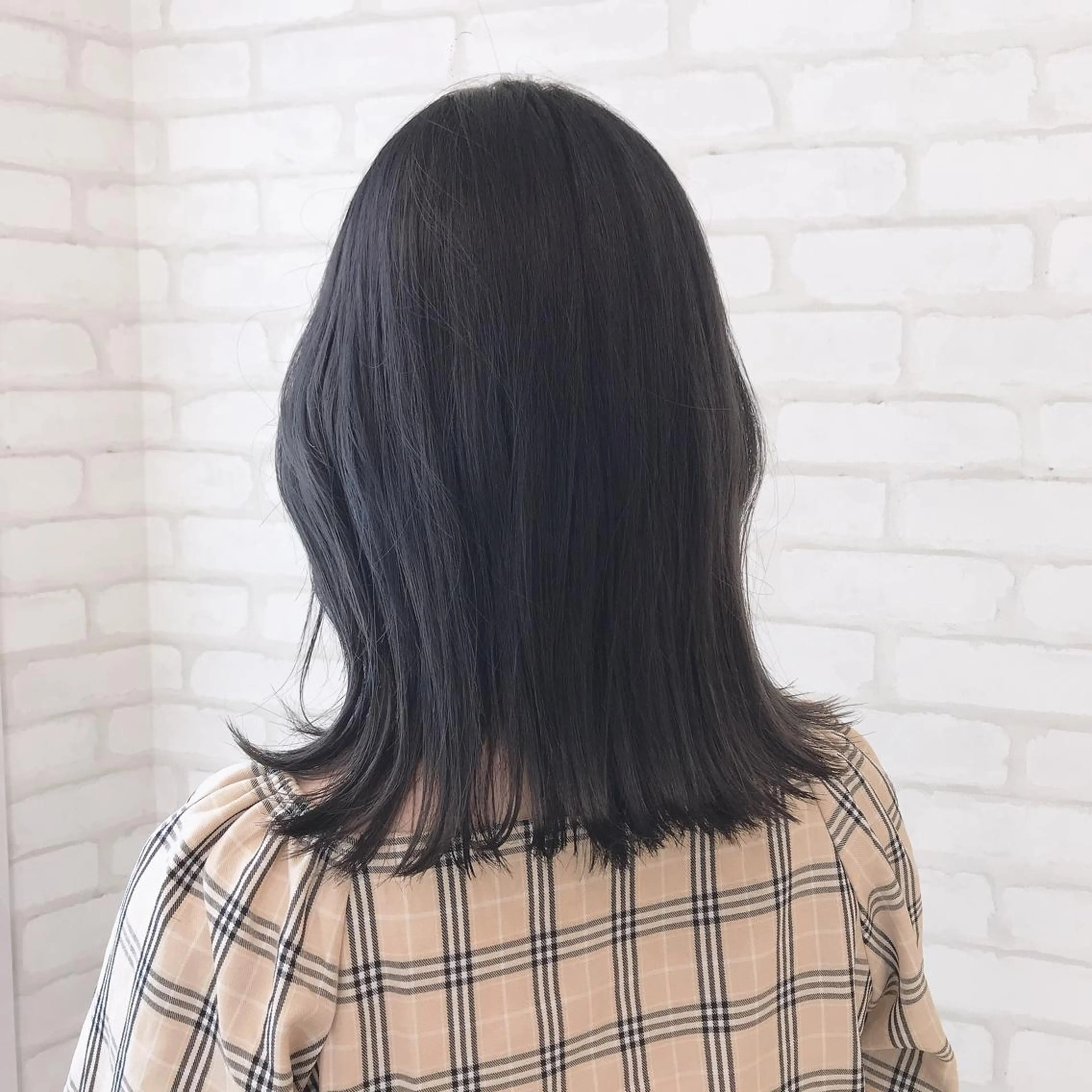 ミディアム カラー abilita AZUSAのヘアスタイル