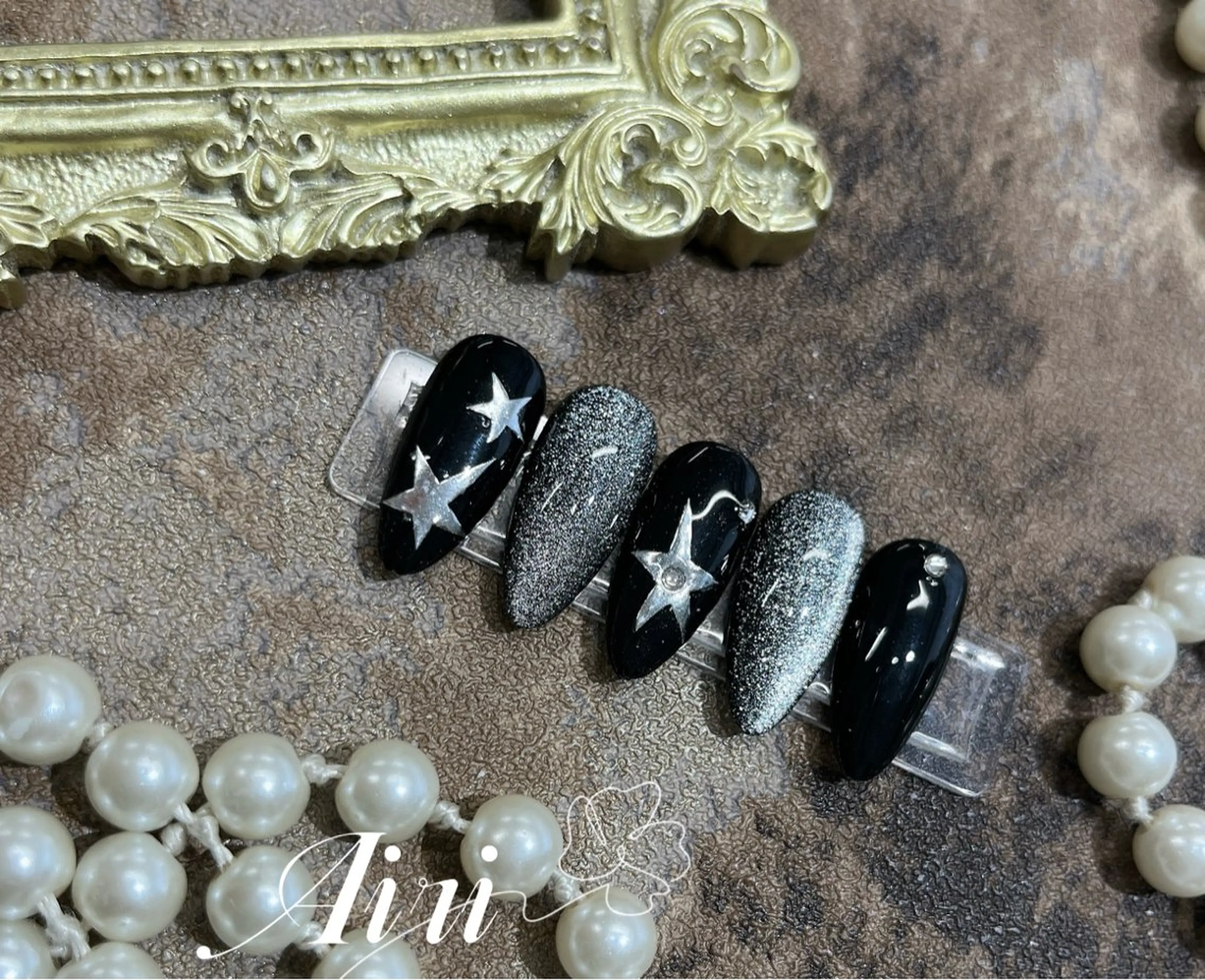 ネイル ハンドネイル ネイルサロンAiri 長さ出し·シンプルのネイルデザイン