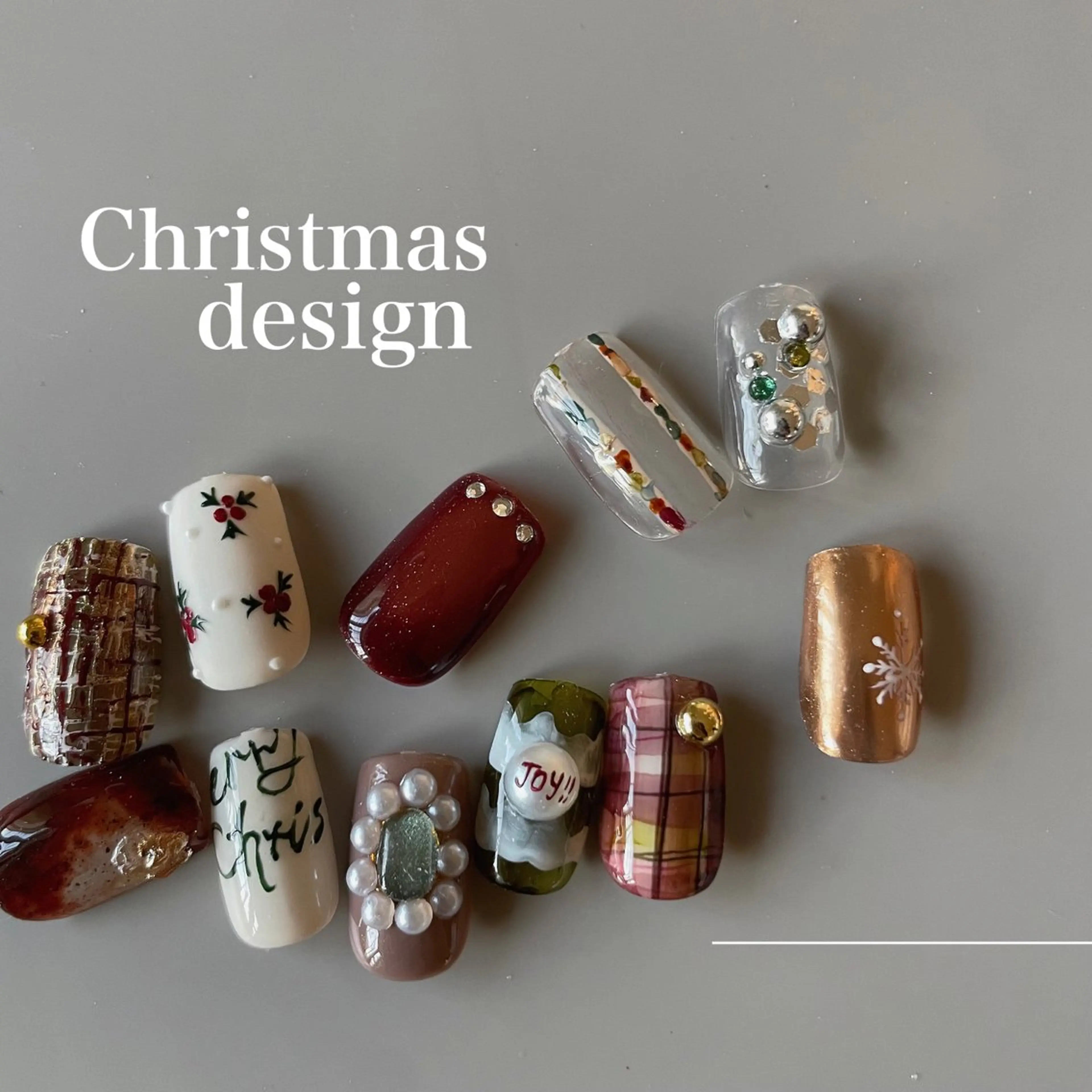 ネイル 冬ネイル クリスマス ハンドネイル ハンドケア Freex nail所属・freex nail /ニュアンス/個性派のネイルデザイン