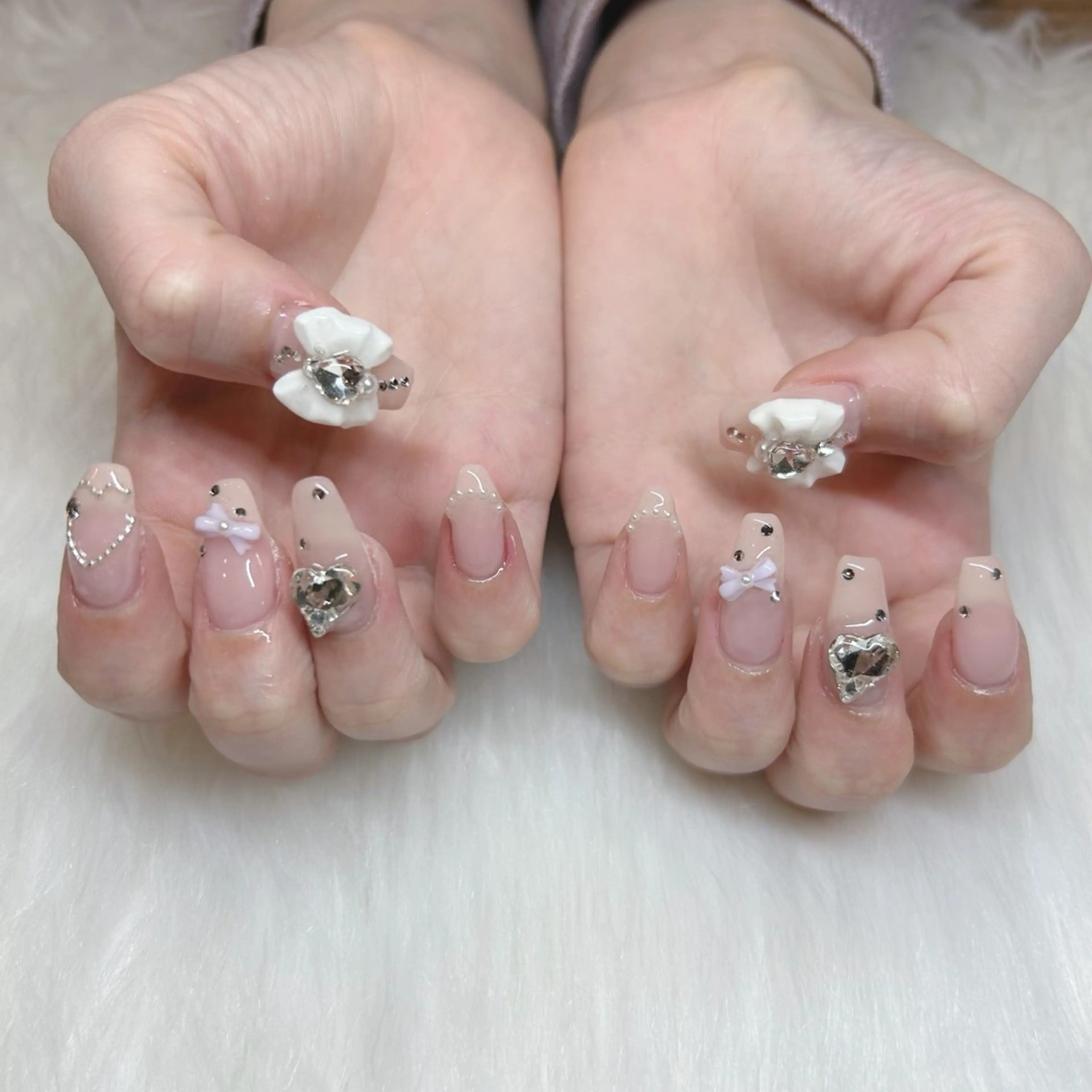 ロング ハンドネイル HANA うるののネイルデザイン