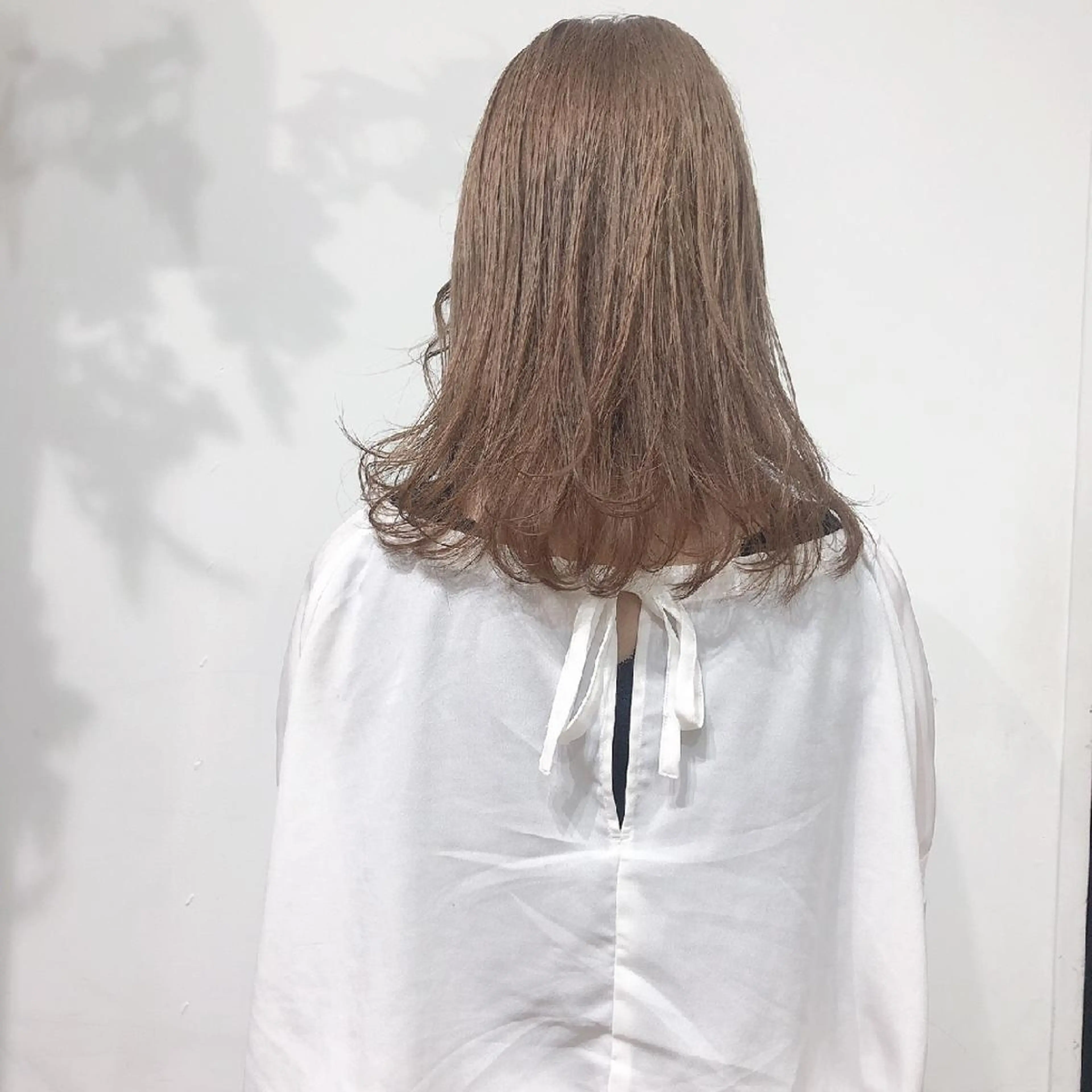 セミロング カラー EKOLU所属・髪質改善サロン🫧 戎谷栞菜のヘアスタイル