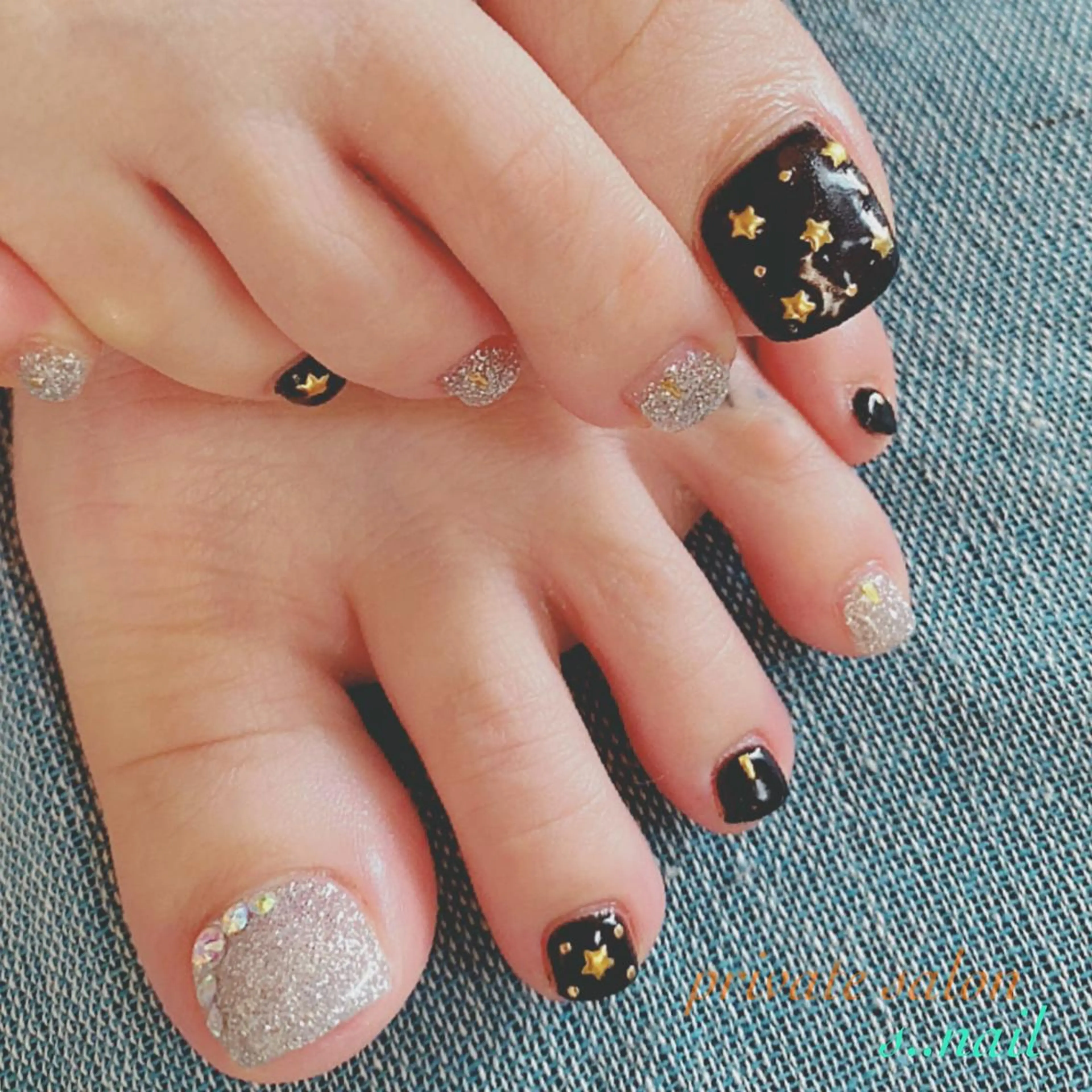 ネイル シルバー ハンドネイル フットネイル s..nail / MORITAのネイルデザイン