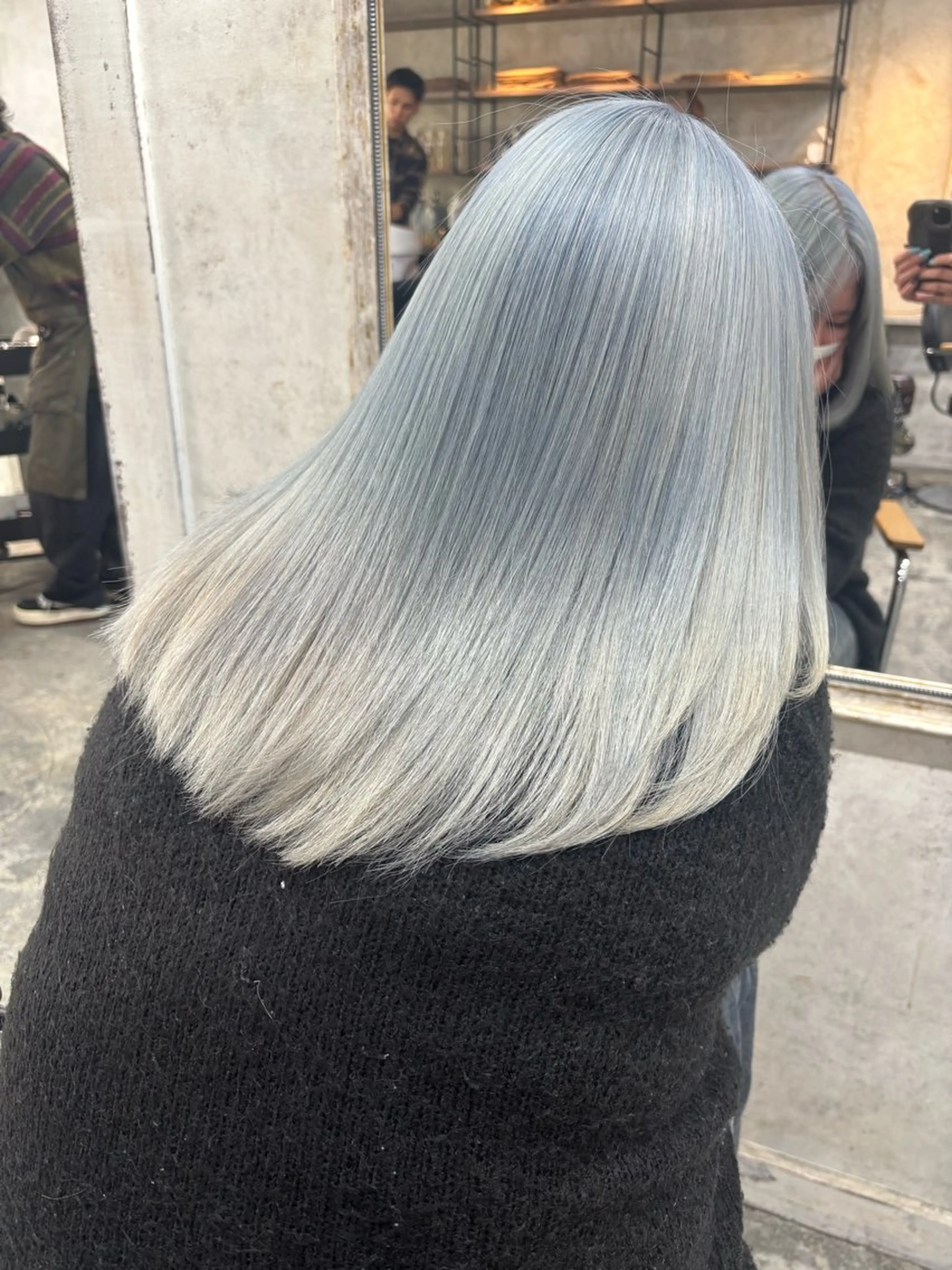 ロング カット ヘアカラー トリートメント apollo yokohama所属・レイヤーカット/ ハイトーン/ミノリのヘアスタイル