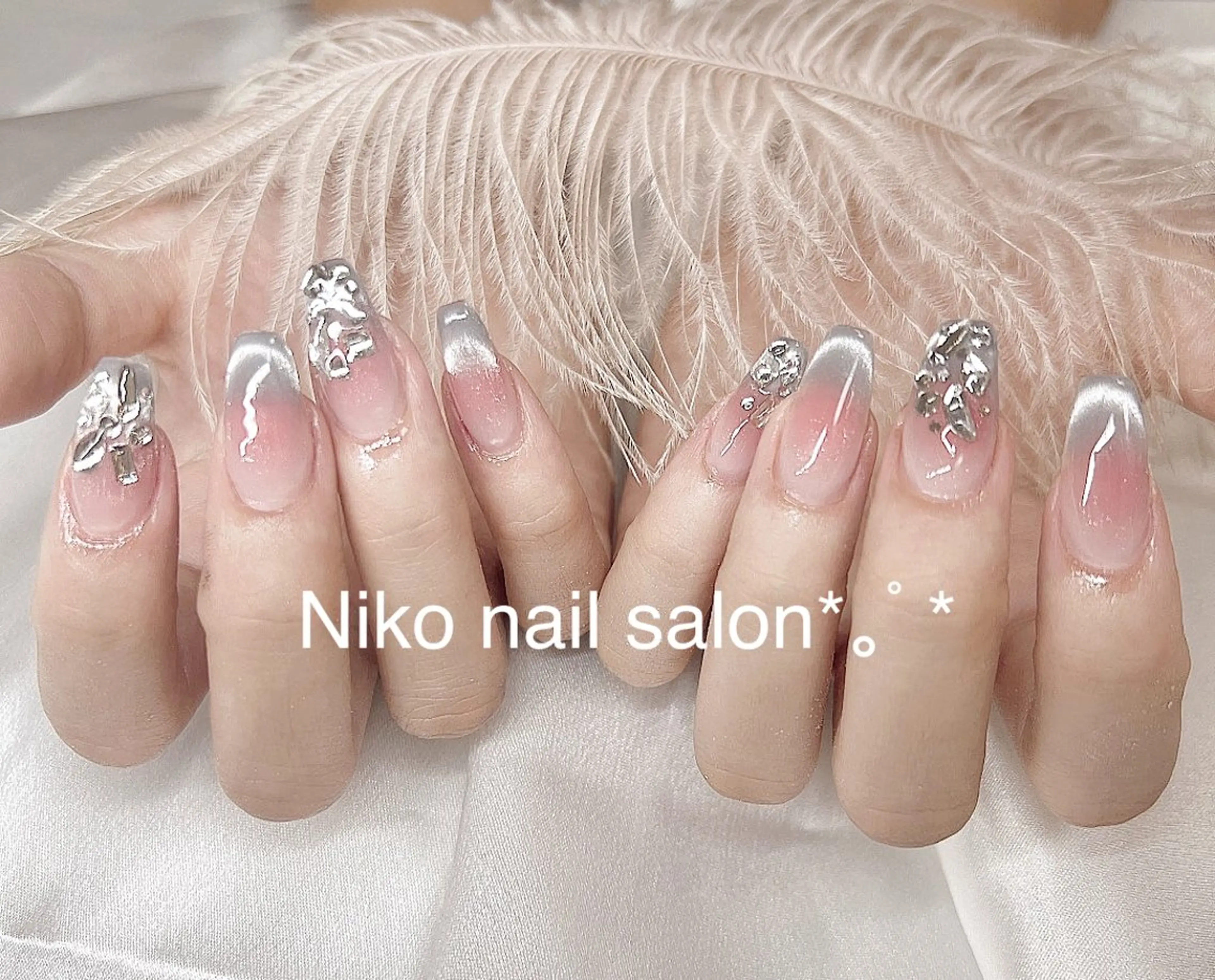 ネイル 長さ出し フットネイル フレンチネイル ジェルネイル 韓国ネイル Niko nailサロンのネイルデザイン