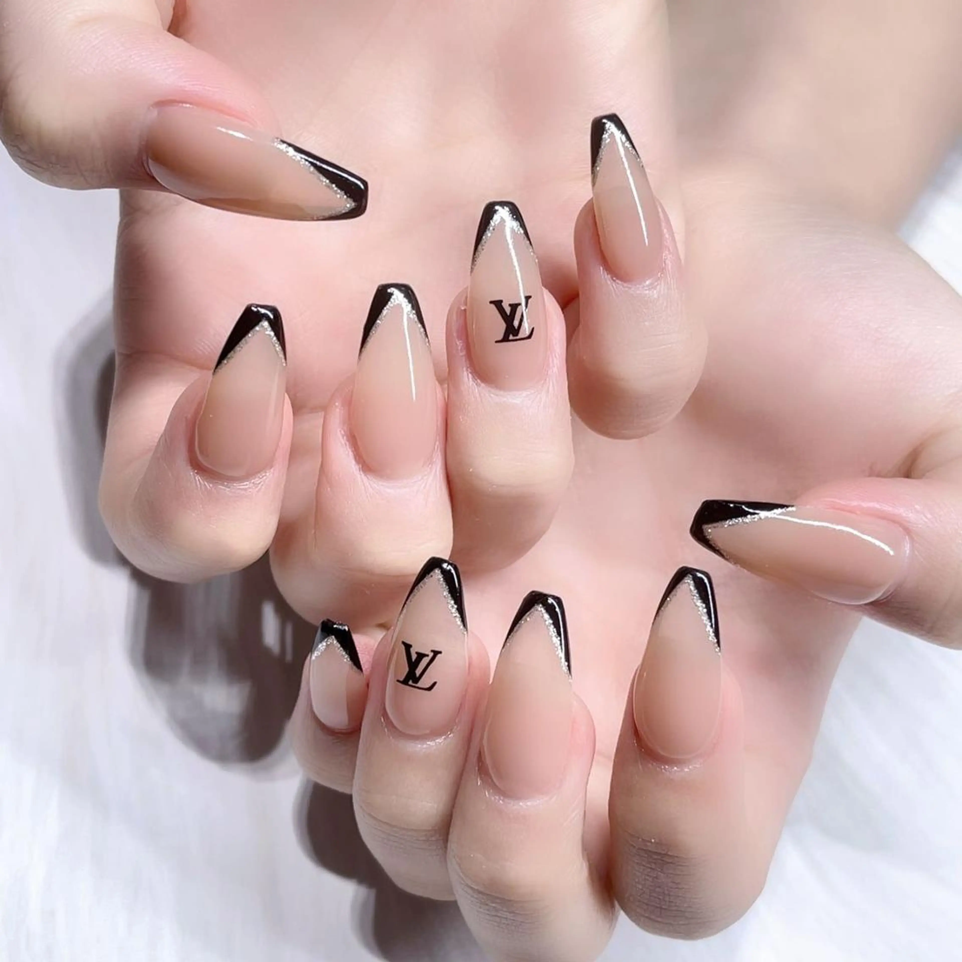 ネイル Queens momoのネイルデザイン