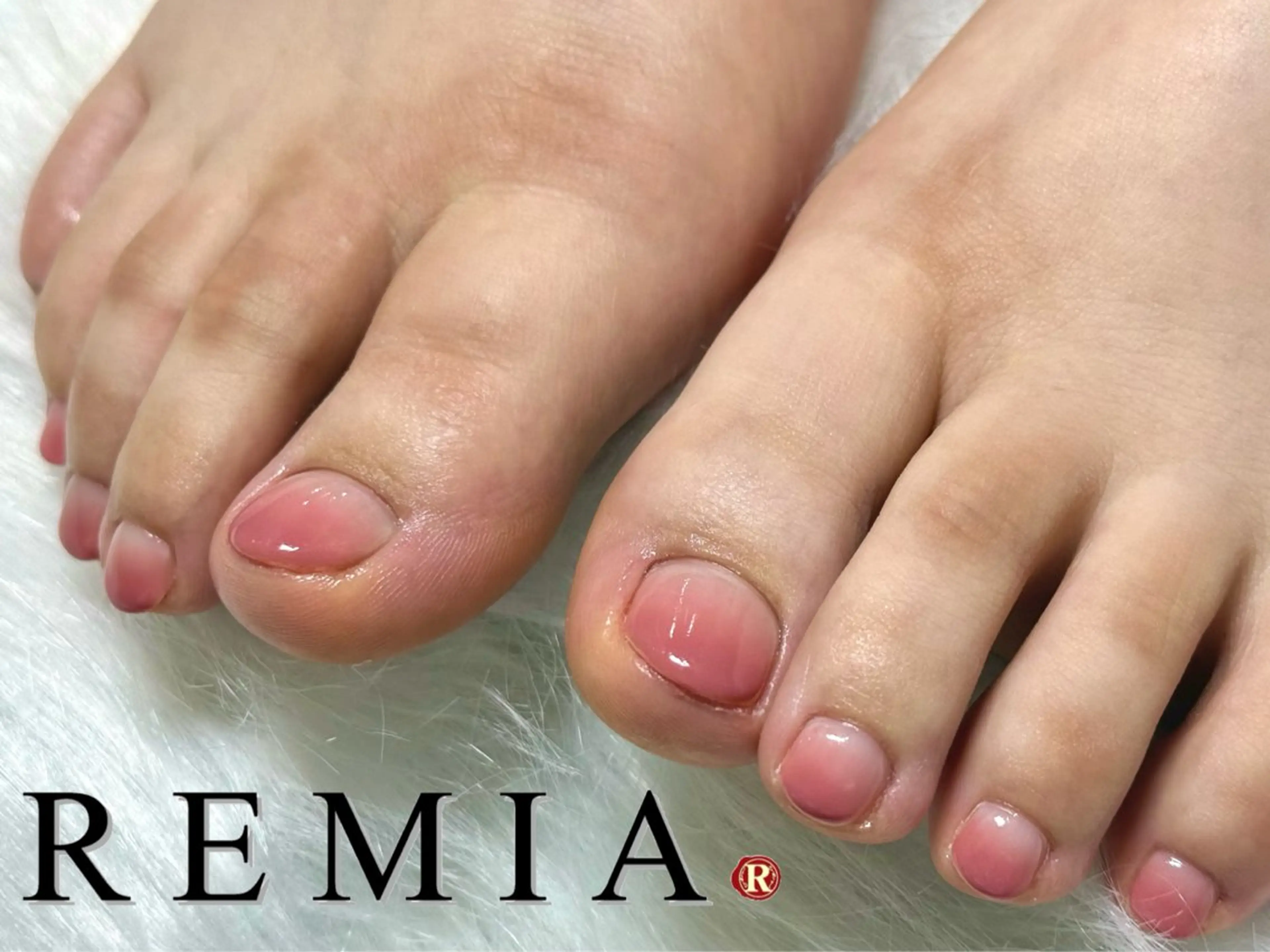 ネイル フットネイル かぶらぎ りよのネイルデザイン