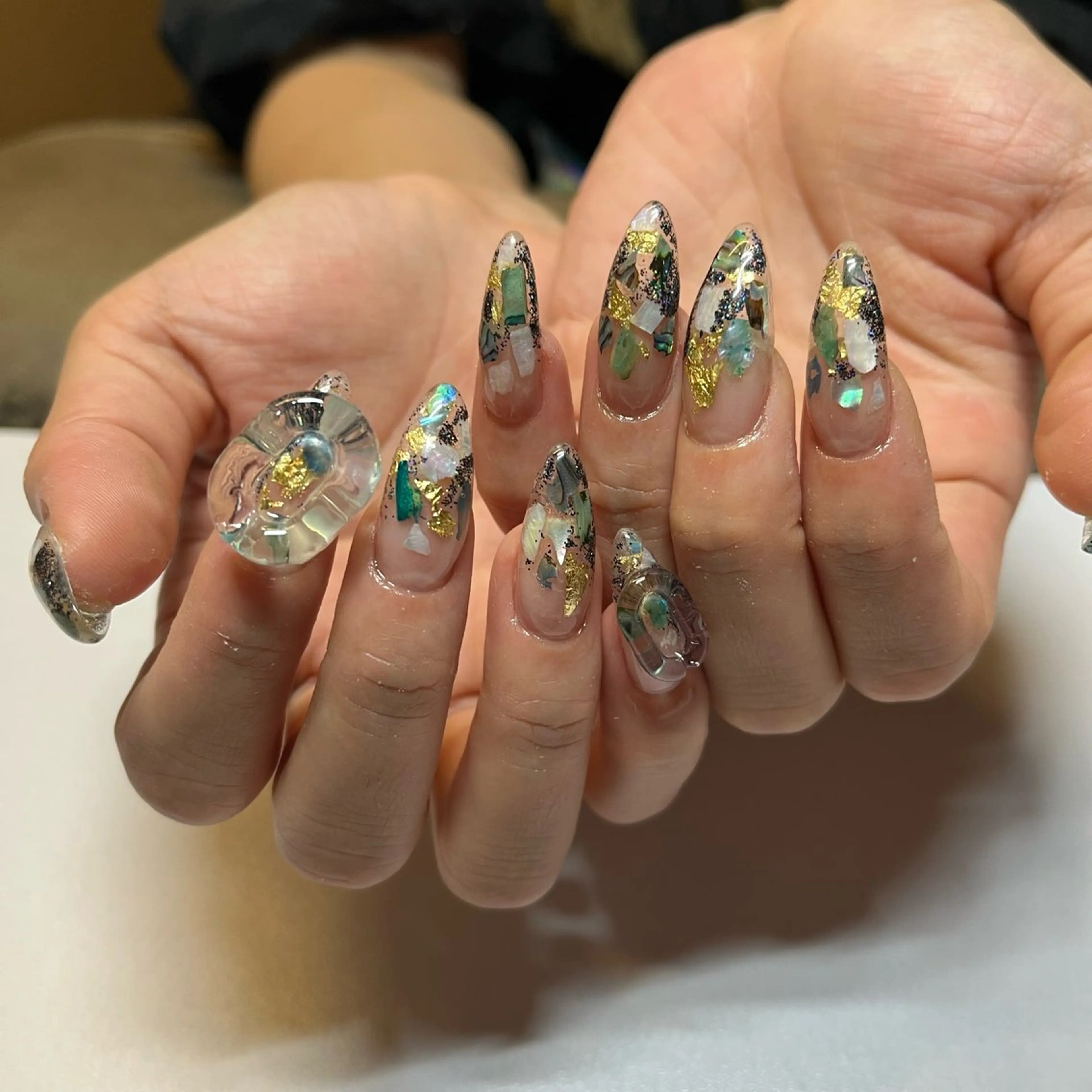 セミロング ハンドネイル watabe .のネイルデザイン