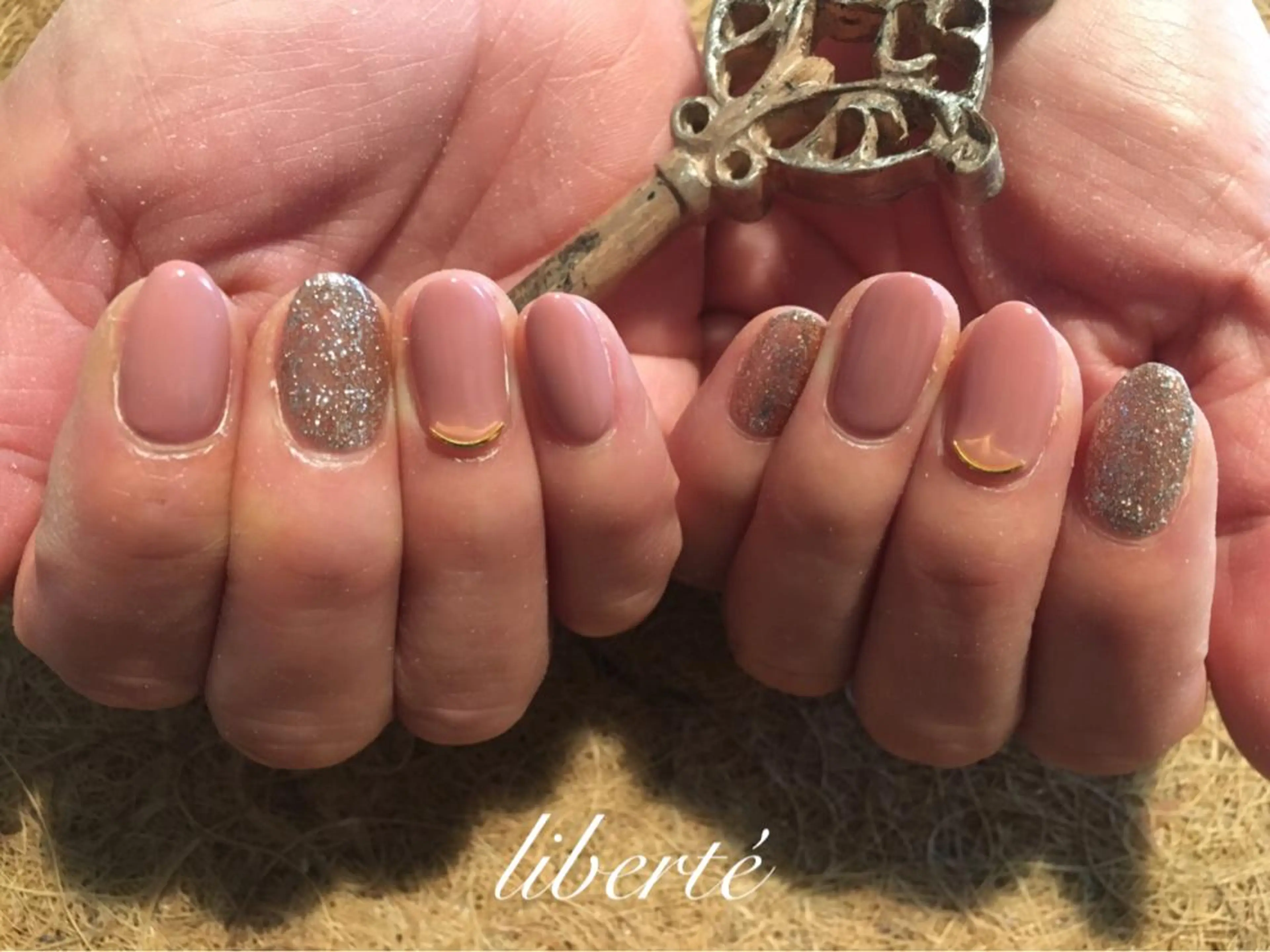 ネイル liberté (リベルテ)のネイルデザイン