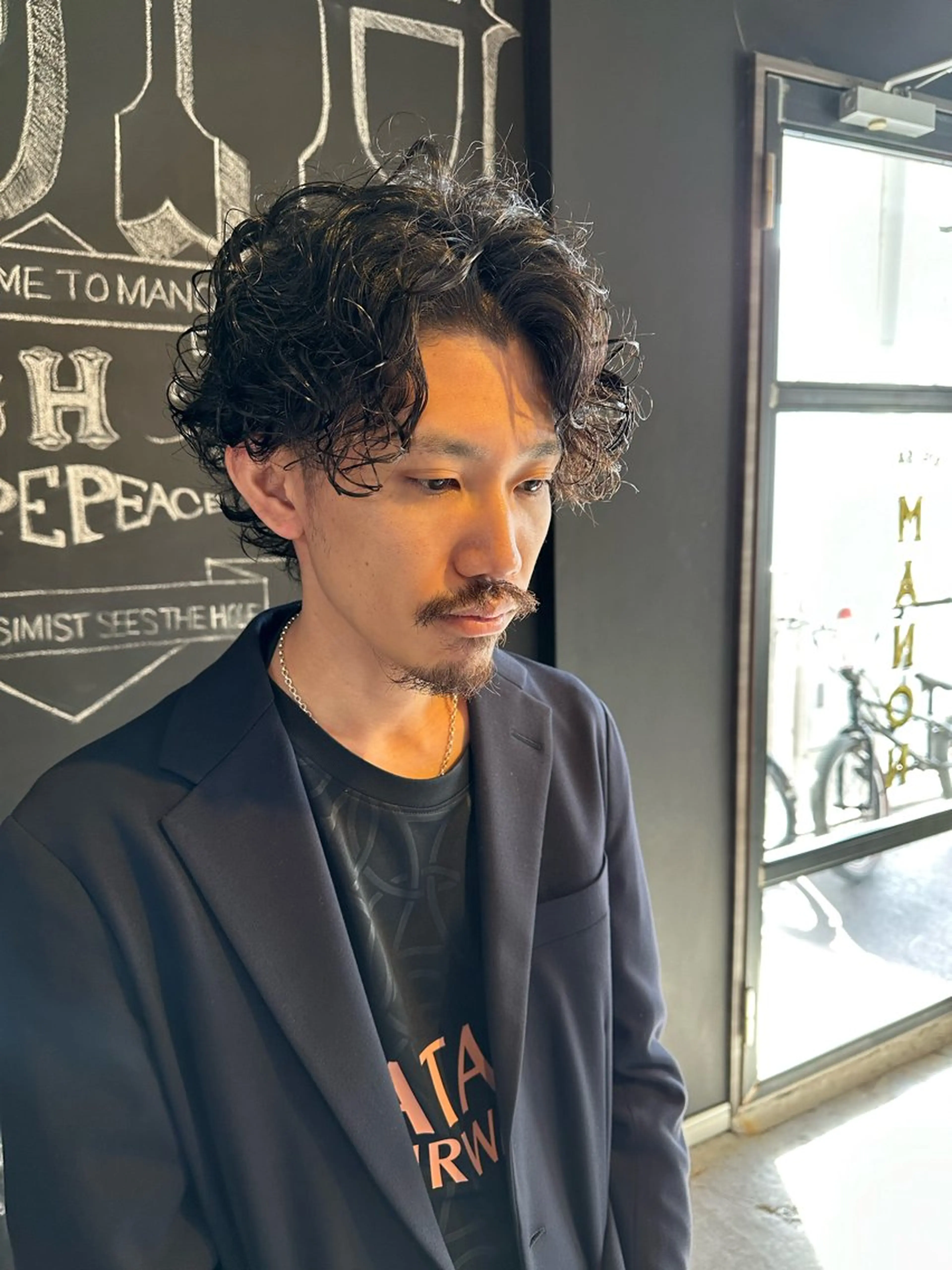 ミディアム パーマ メンズ ミディアムパーマ メンズパーマ ツイストスパイラルパーマ スパイラルパーマ カット パーマ トリートメント SALOWIN栄3丁目店所属・俵 知広のヘアスタイル