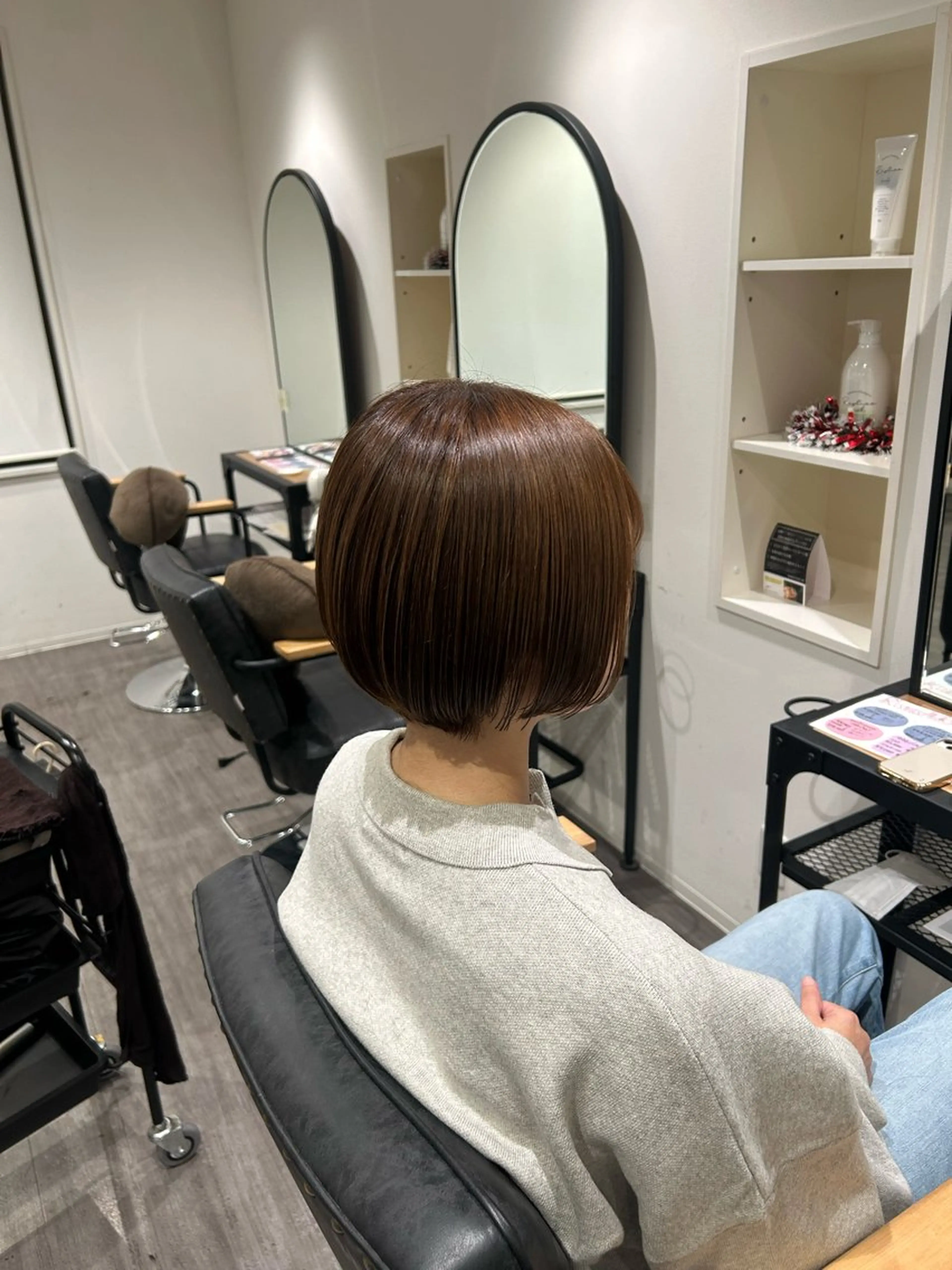 ショート カラー ショートボブ 丸みショート グレージュ オリーブグレージュ オリーブグレー カット ヘアカラー トリートメント ヘッドスパ cocotte 💟草間紫音💟のヘアスタイル