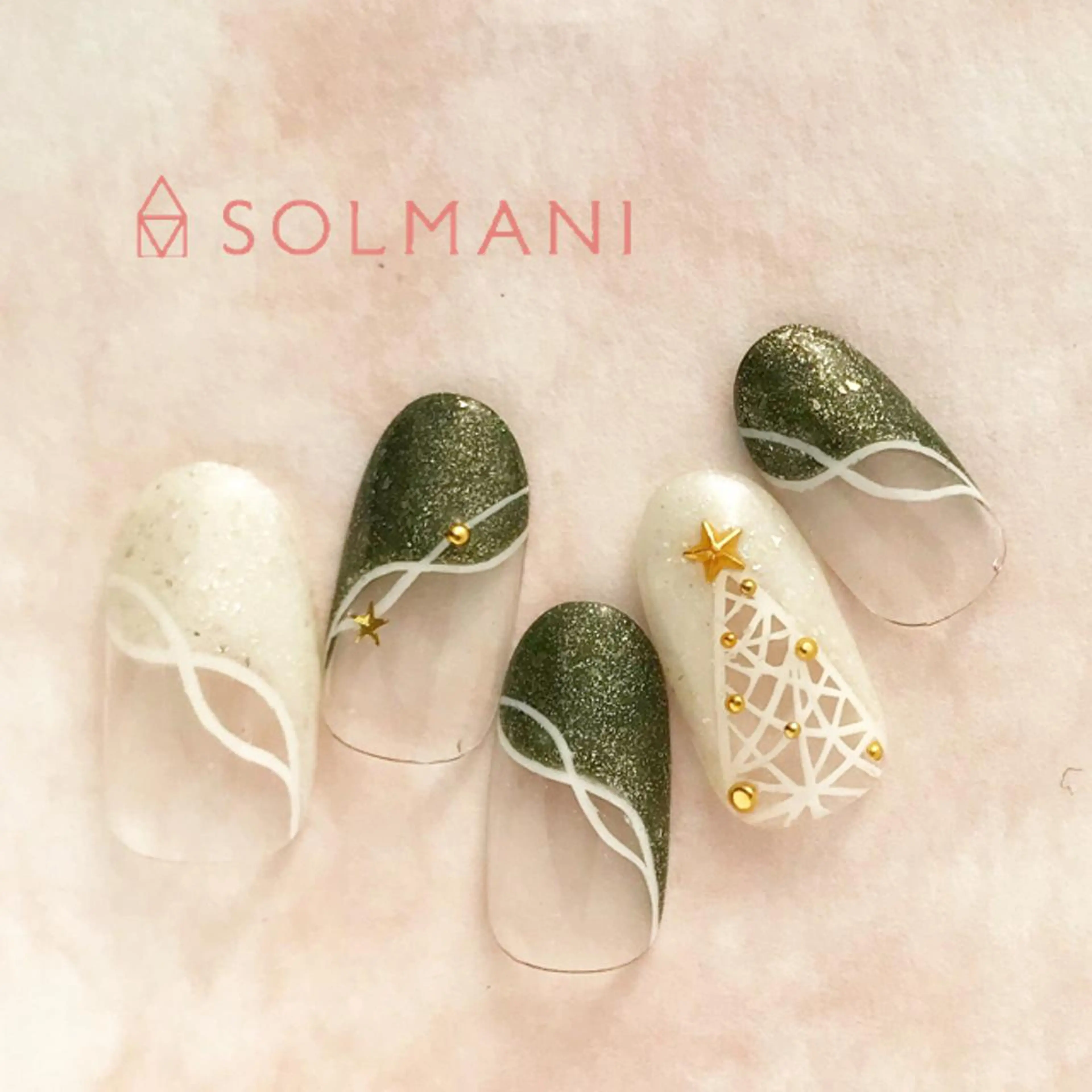ネイル 冬ネイル クリスマス SOLMANI 予約担当のネイルデザイン