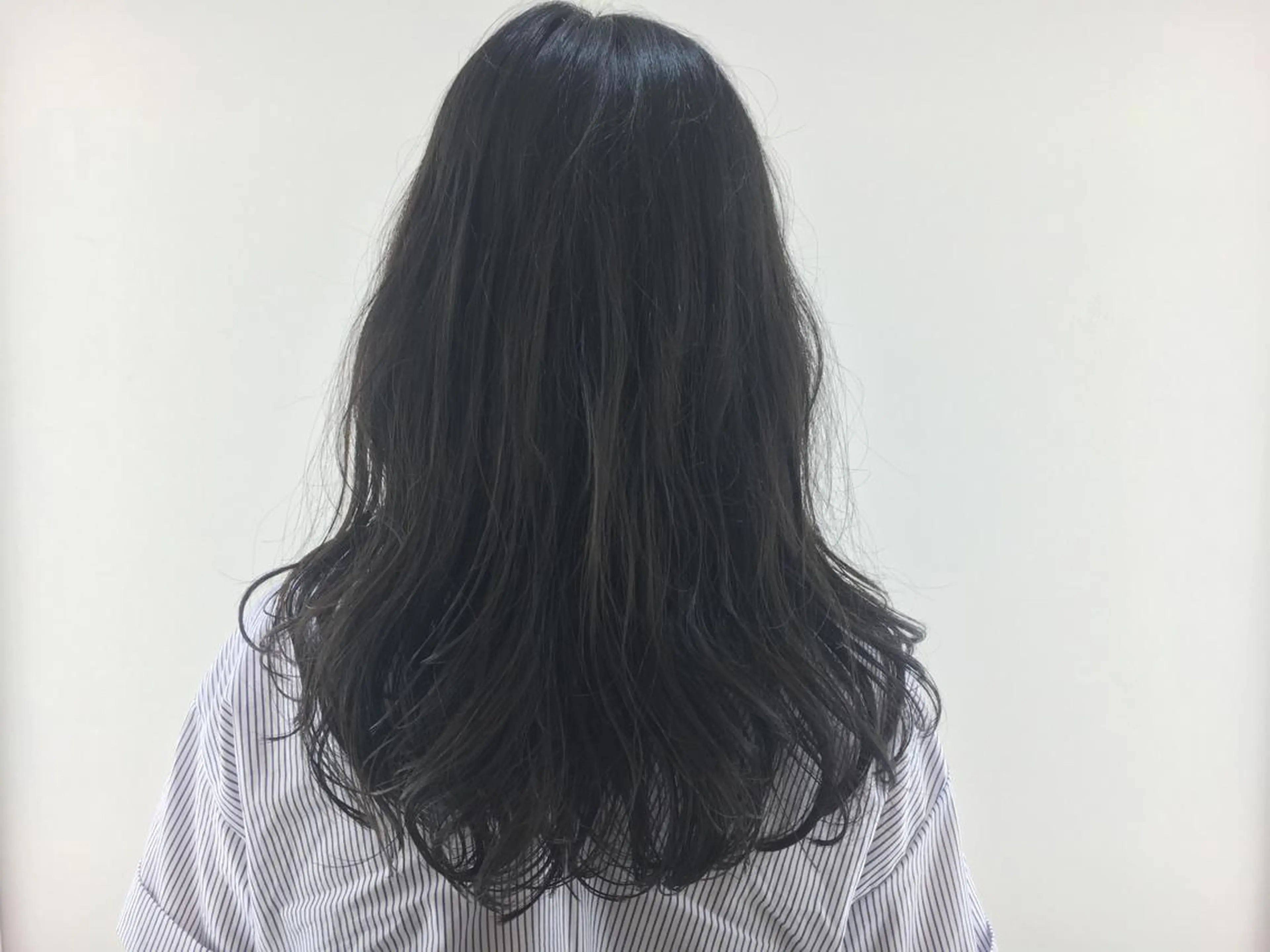 ロング パーマ Strawberry所属・原田 志保のヘアスタイル