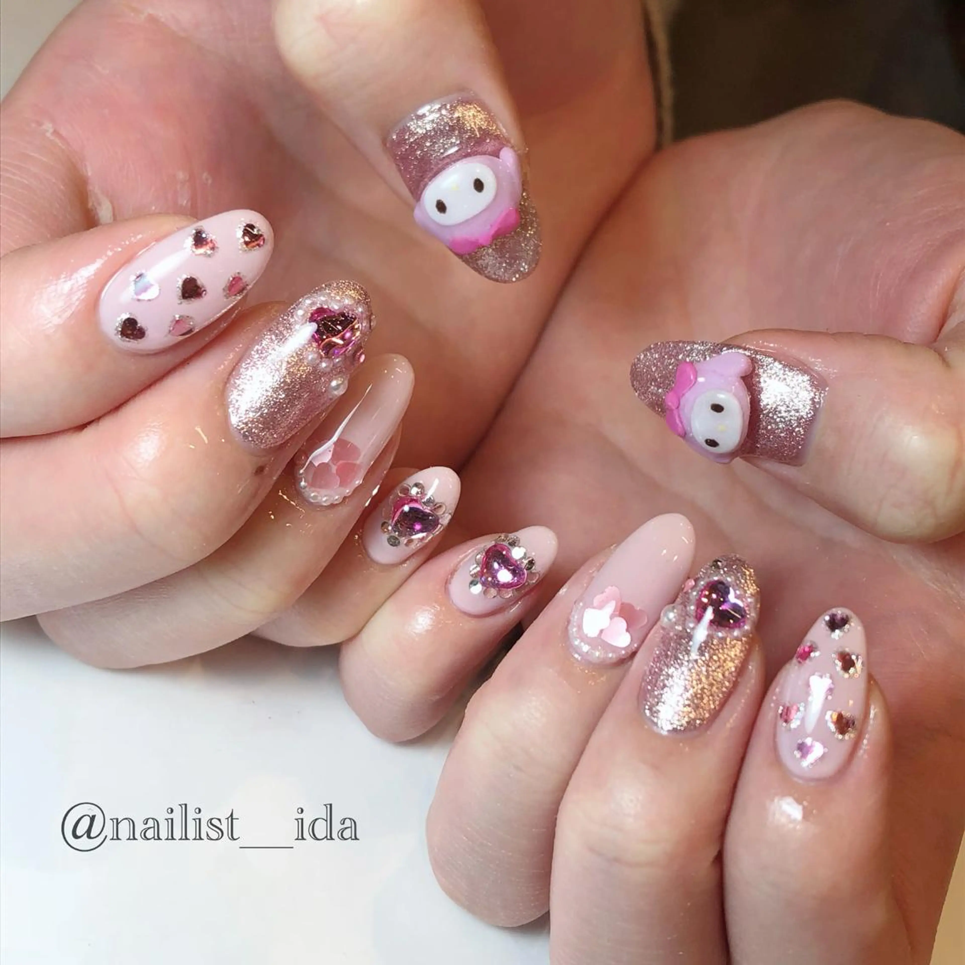 ネイル ハート Arowa 伊田のネイルデザイン