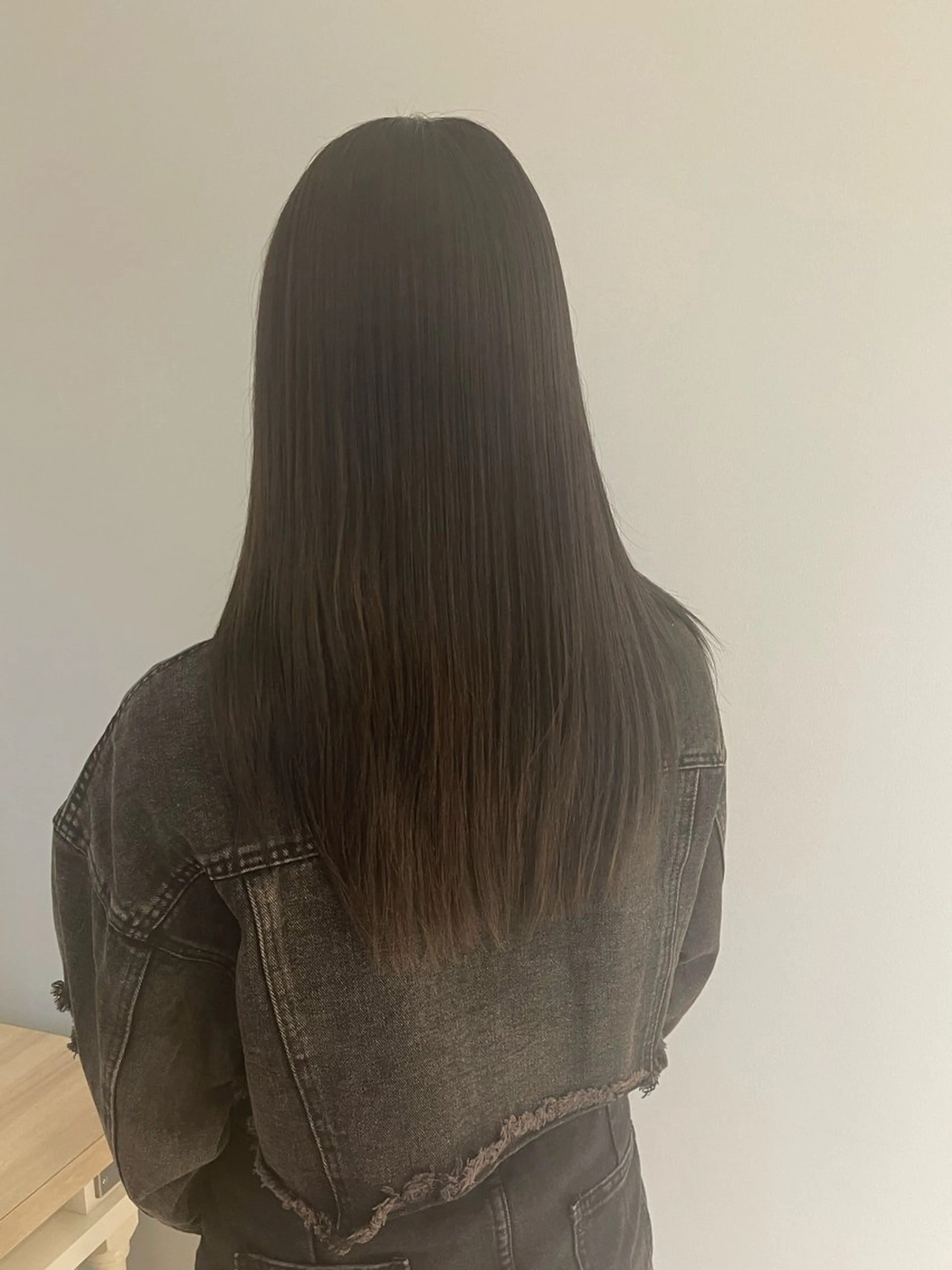 ミディアム ハラダ リョウセイのヘアスタイル